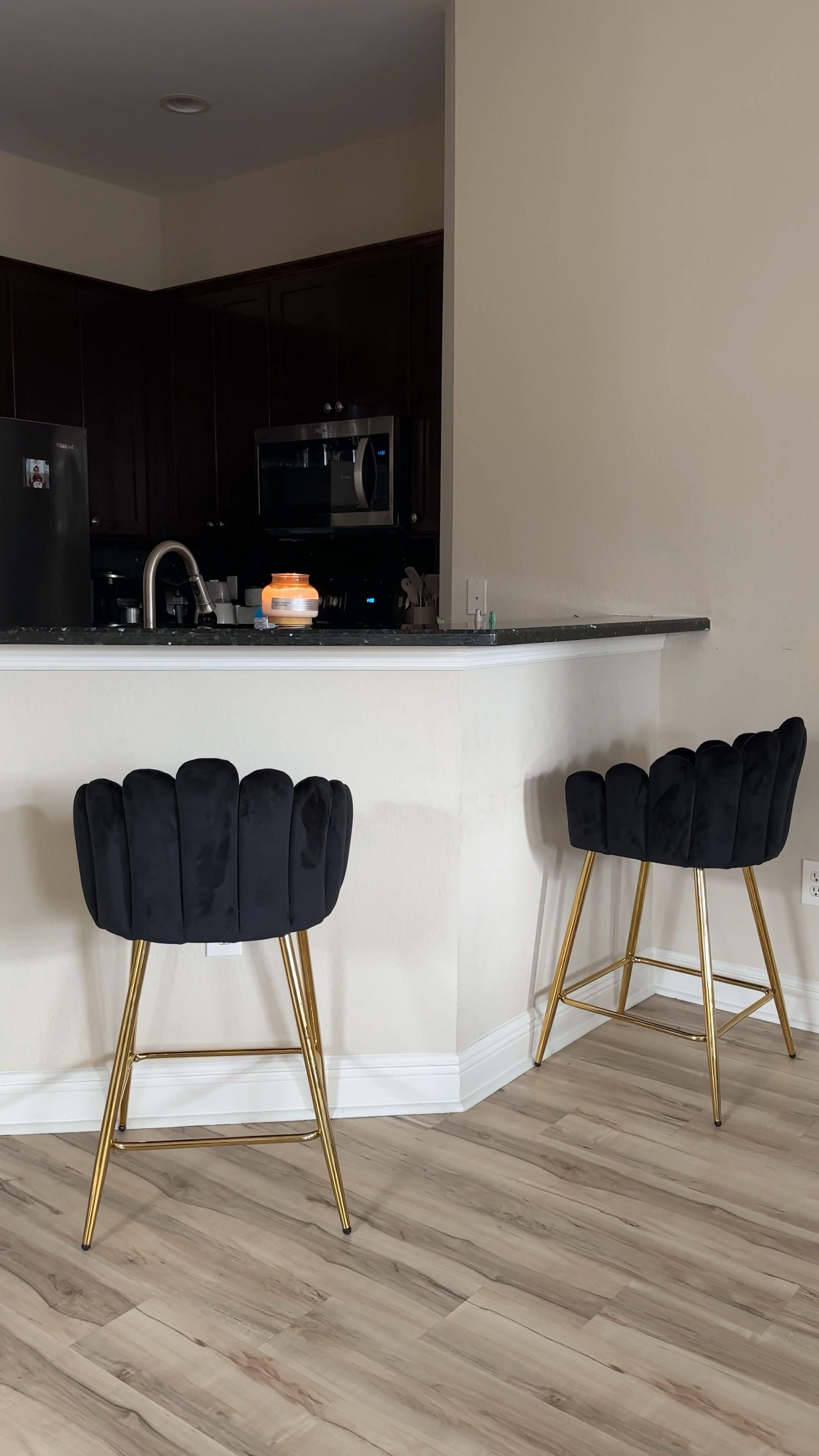 Amazon black shell bar stools 

#LTKhome #LTKVideo #LTKU