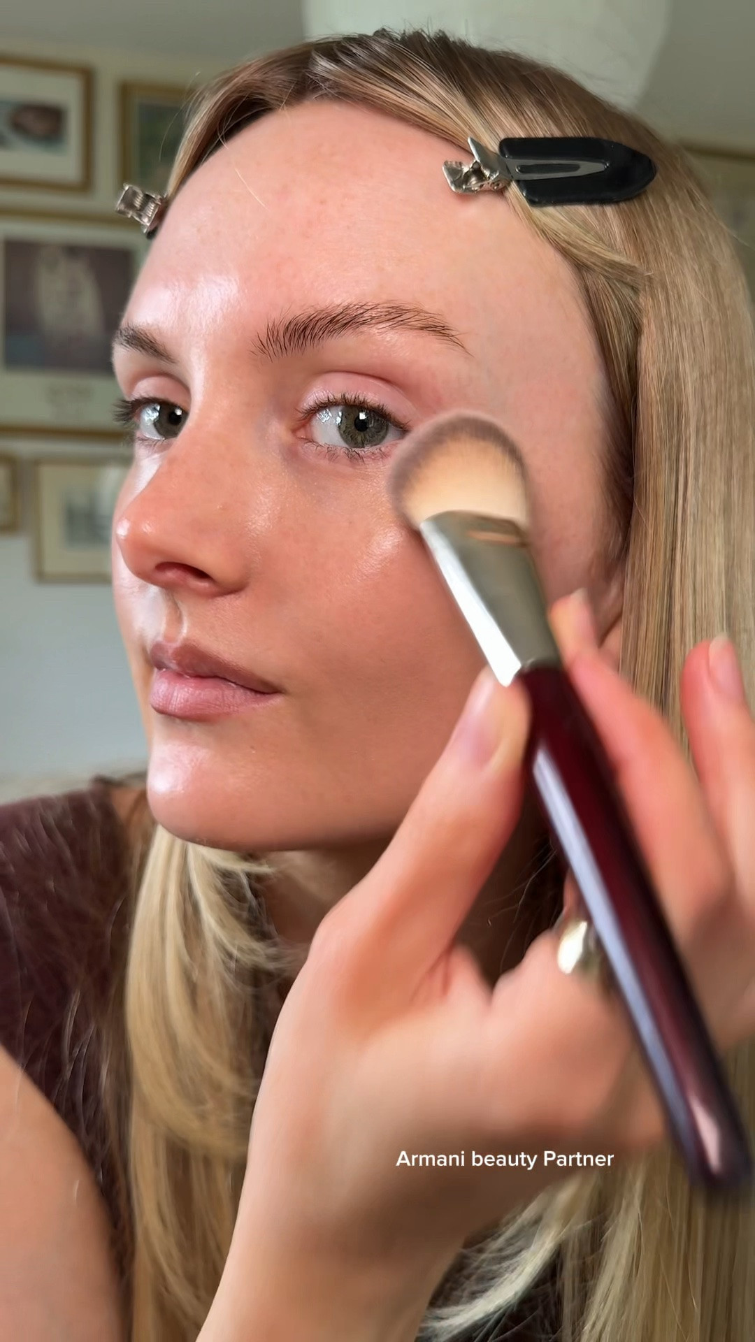 3 essential products from Armani Beauty that are staples in my makeup collection!
#armanibeautypartner #ad 
@Armani beauty @Sephora #luminoussilk
