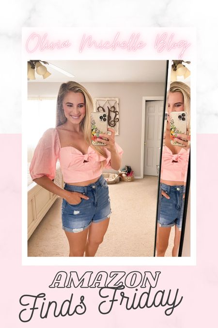 Amazon finds Friday! How fun is this sweetheart neckline tie top?? Giving me totally Daisy duke vibes! Amazon fashion. Amazon style. 