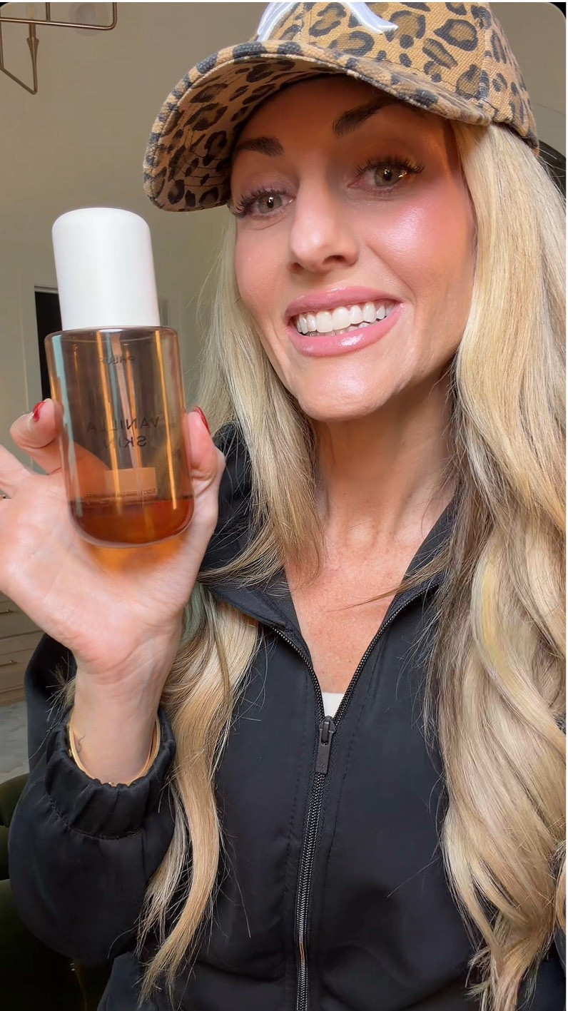 Where are all my vanilla girlies at? This is the BEST vanilla scent that can be used on your hair and your body! My daily go-to for fragrance! 

#LTKBeauty