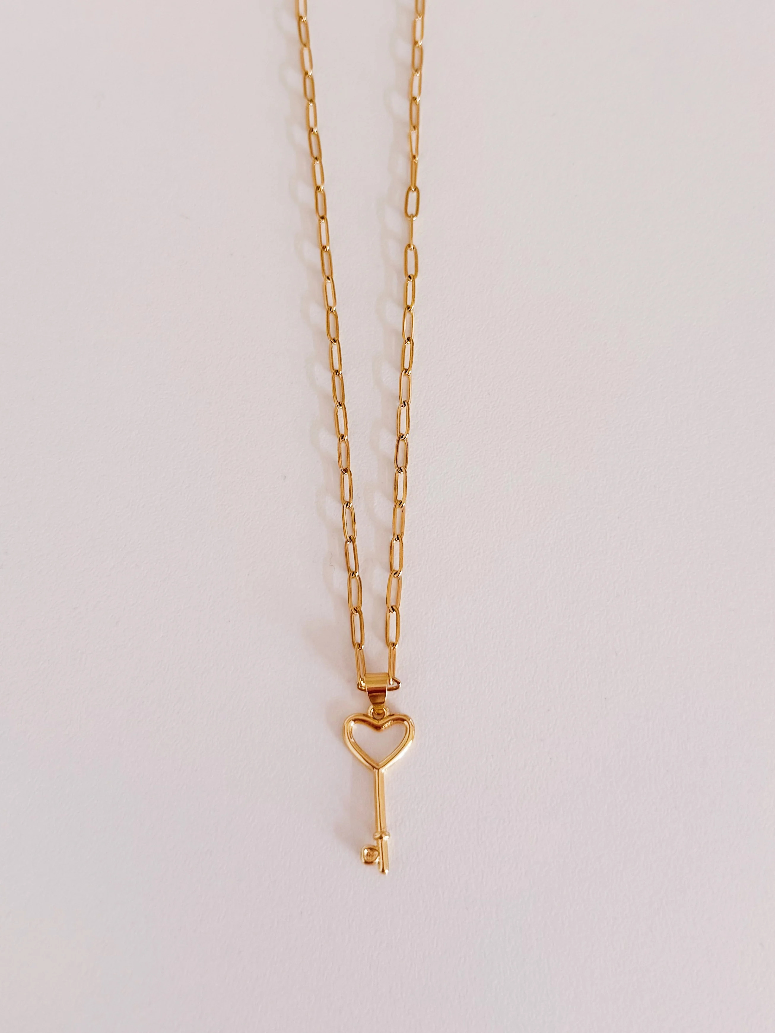 HEART KEY NECKLACE | Hayes + Hudson