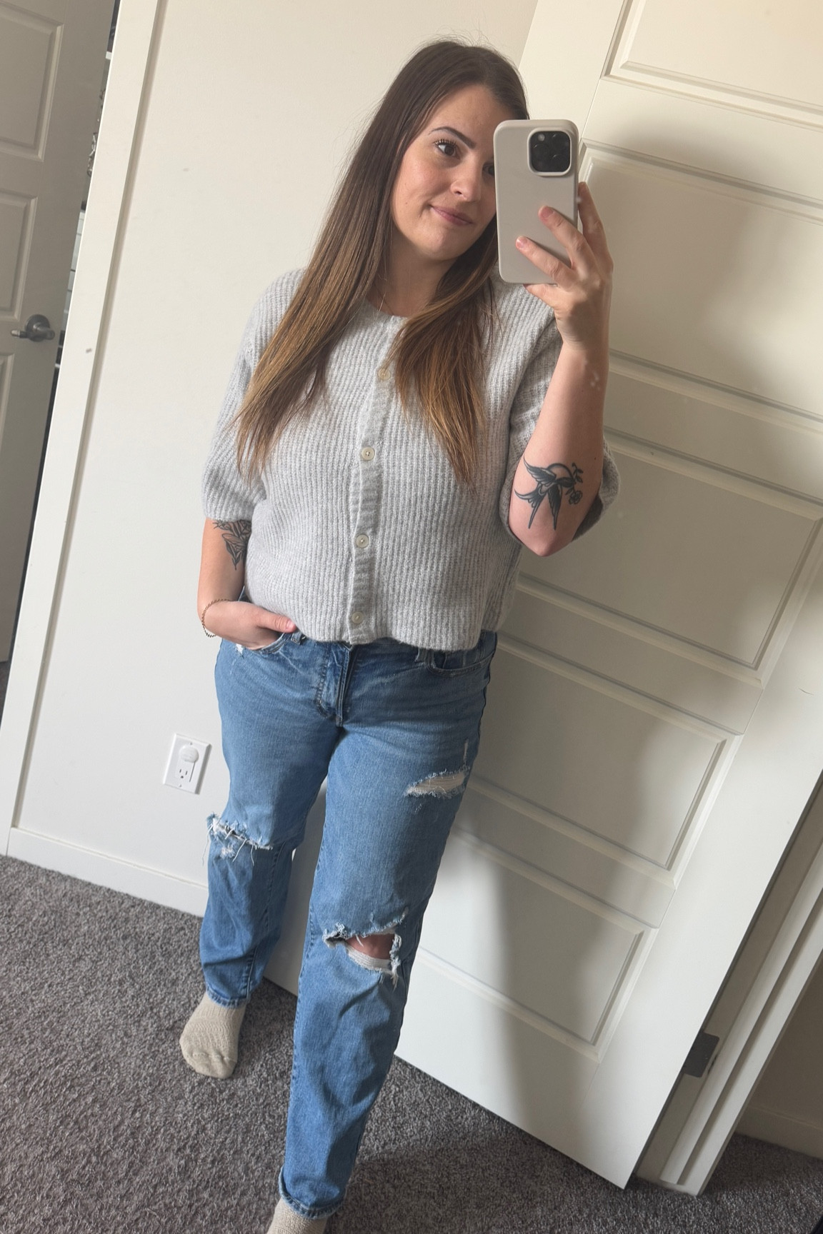 A *cool* mom-core fit (I think)

#LTKmidsize #LTKFashionMonth #LTKcanada