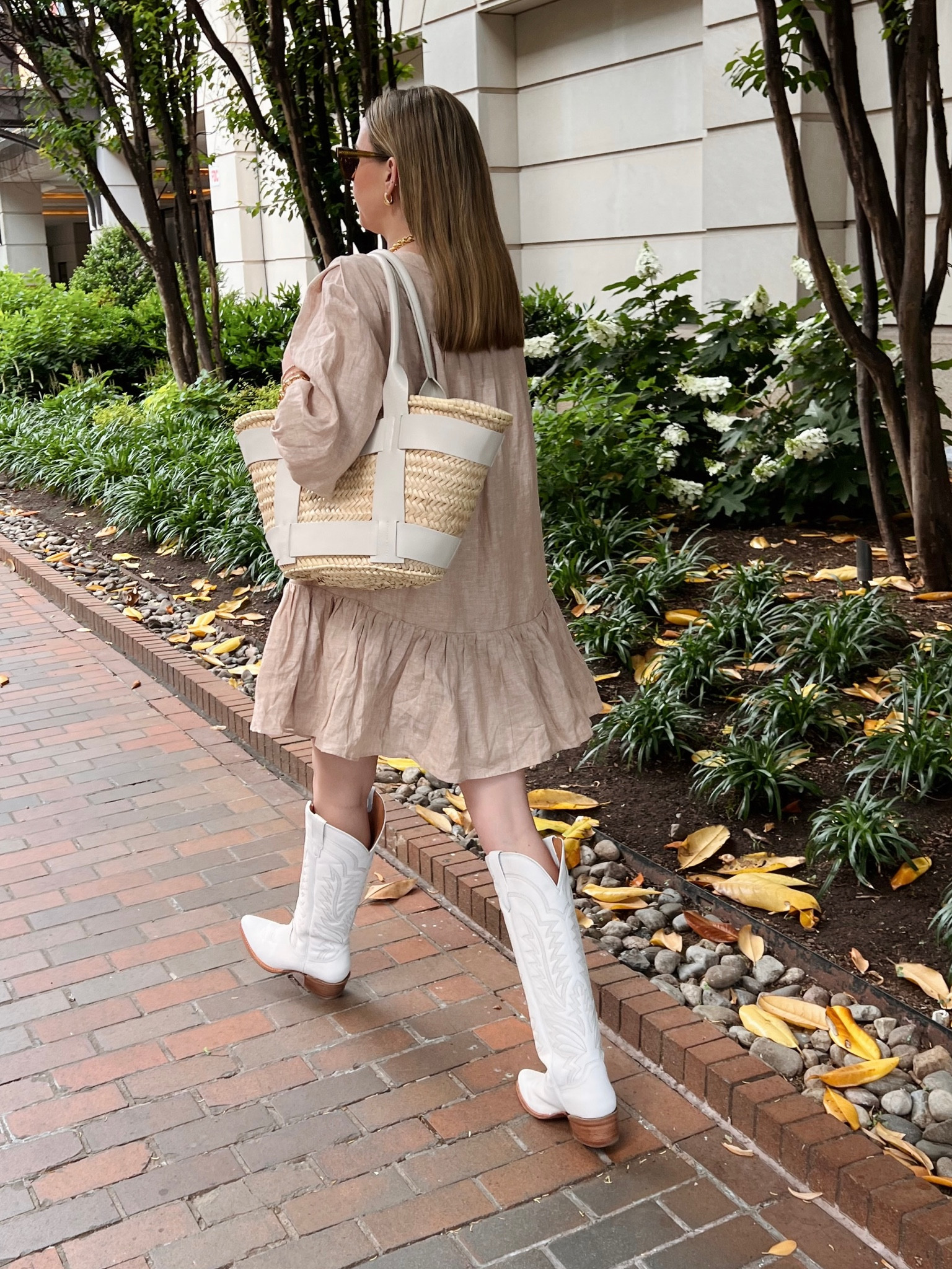 Coastal cowgirl summer / go in tecovas / tecovas partner 

#LTKtravel #LTKstyletip #LTKshoecrush