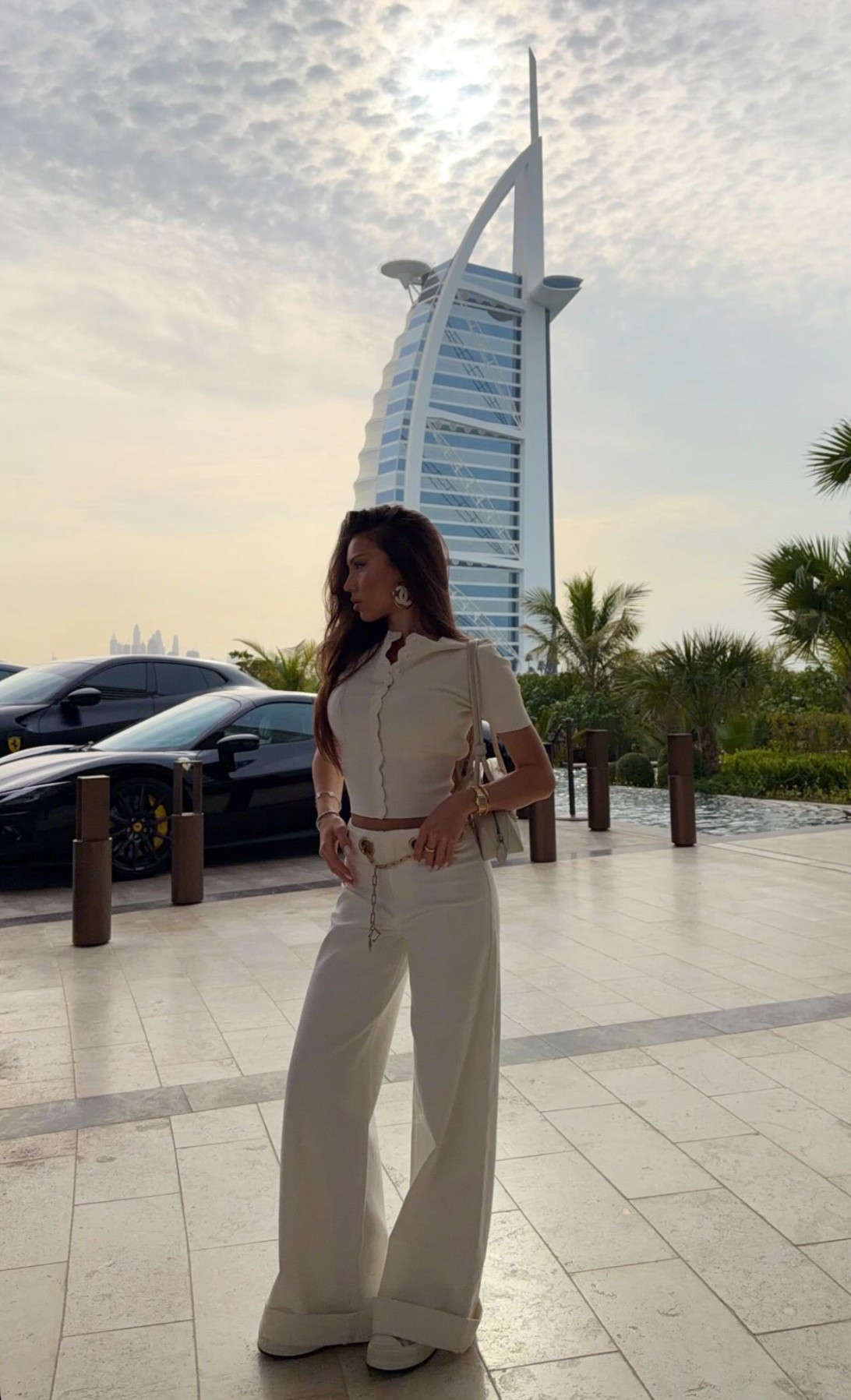 A vanilla moment 🤍
Everything I’m wearing is linked below.

#LTKsale #LTKluxury #LTKstyletip