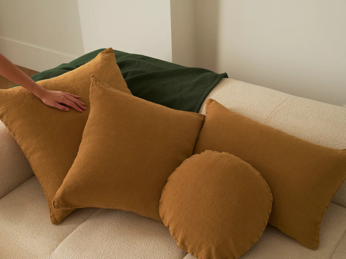 Cushion - Essential Linen - Ochre Cushion | Hommey
