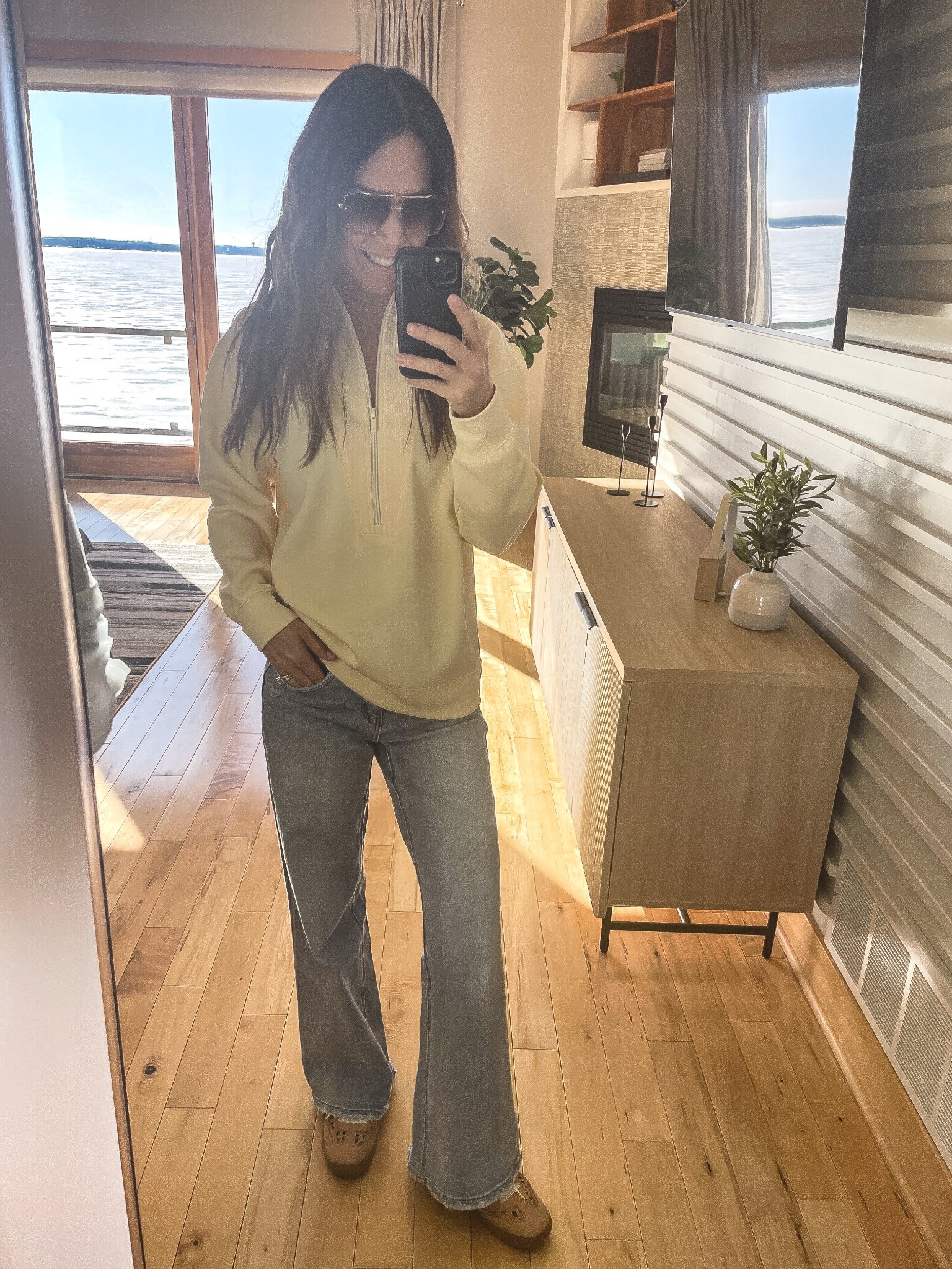 So nice I bought it twice!

Comfort & cozy reporting for Spring.

This Target pullover looks SO expensive! Sized up to a small in the top to be legging friendly but styles well with jeans too. 



