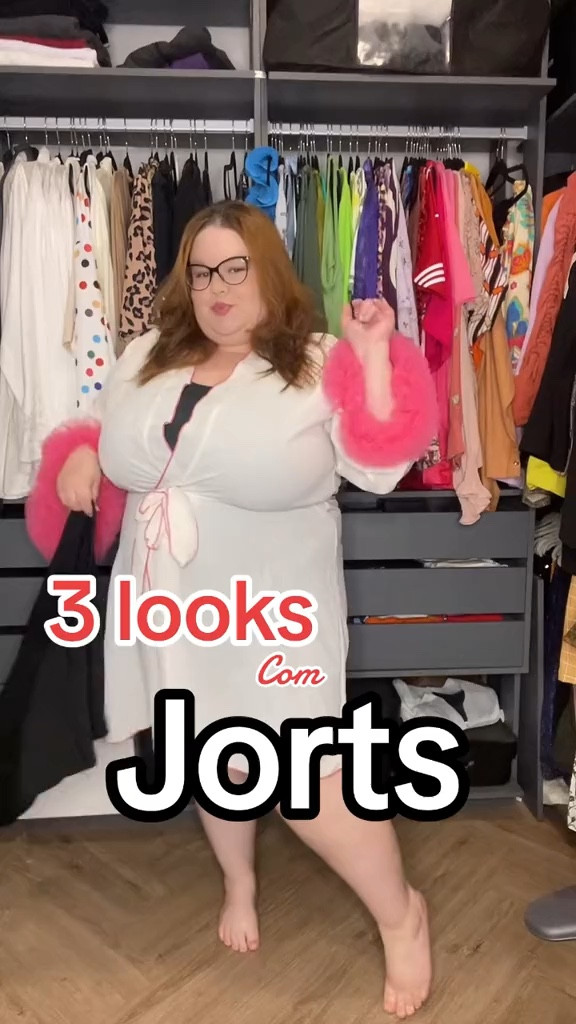 O Jorts chegou para ficar? Não sei, mas resolvi aderir à moda e adorei!! 

A maioria das peças são da Posthaus, minha parceira! E temos cupom por lá: CLUBETHA pra 10% off + frete grátis para compras acima de R$160


#LTKbrasil #LTKplussize