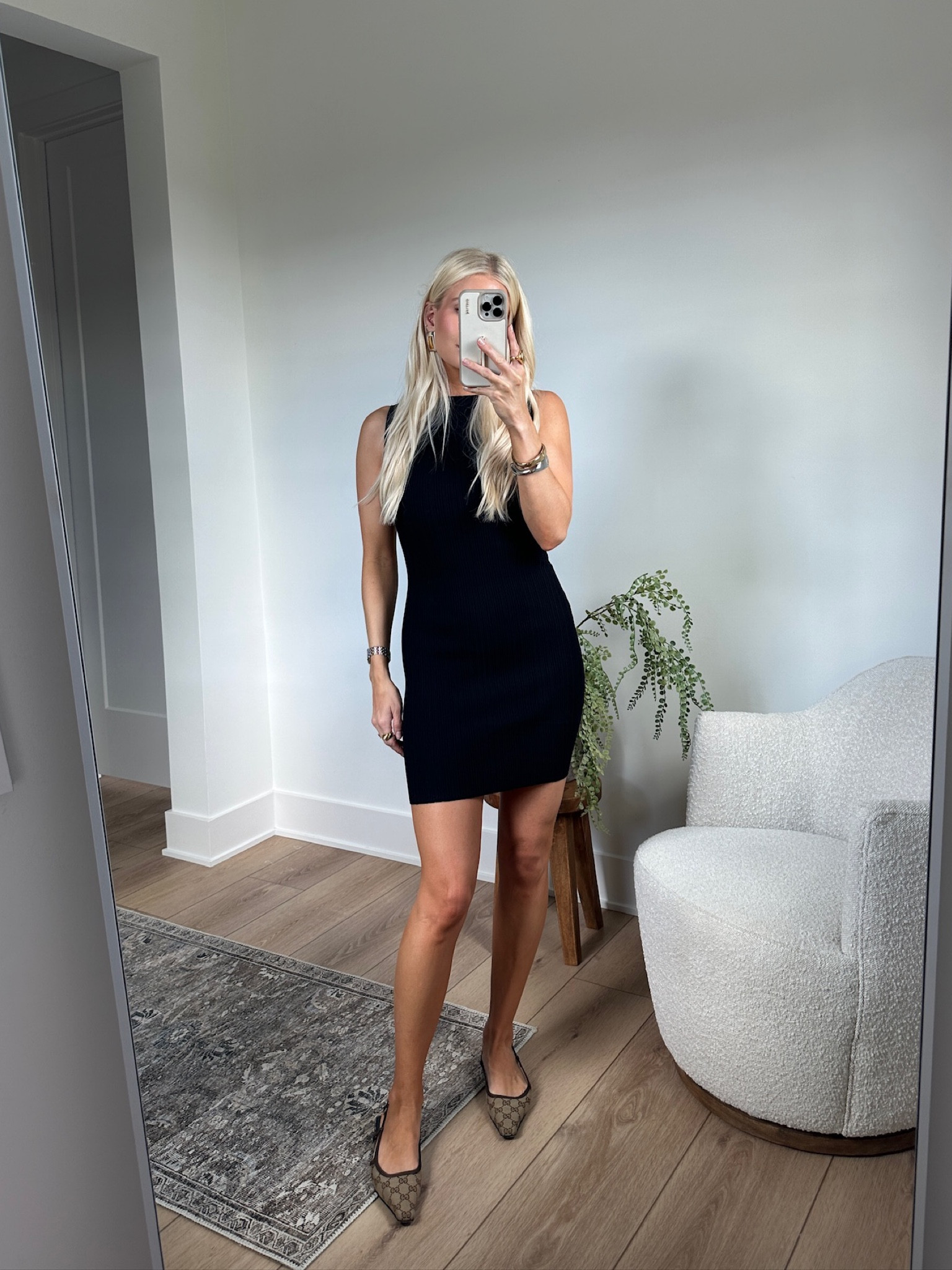 Cute LBD!! Size small.

 @dynamiteclothing  #kathleenpost

#LTKStyleTip #LTKSeasonal