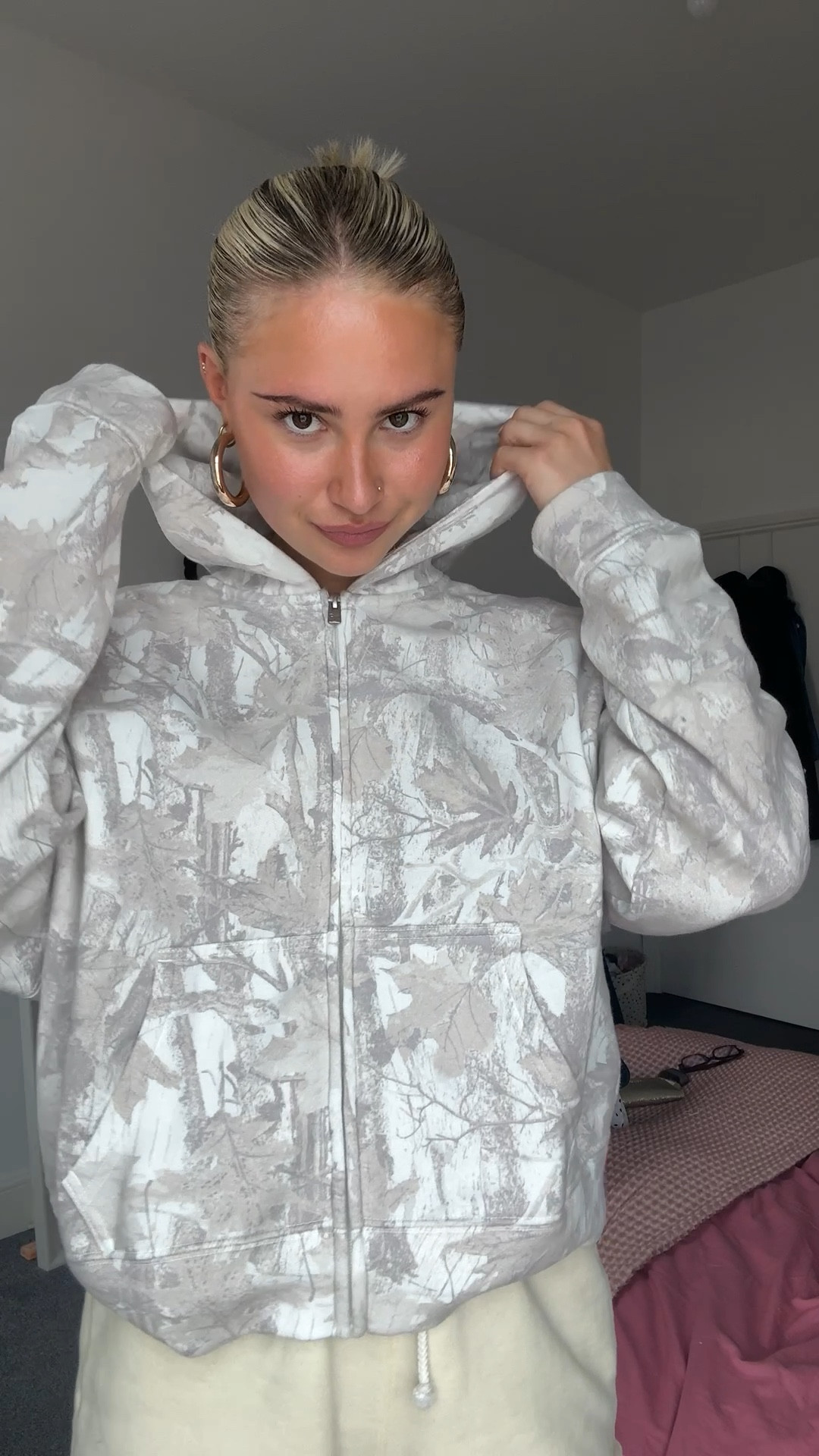 the coolest hoodie i have ever owned ! 