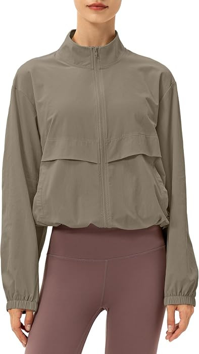 Women's Lightweight Zip Up Athletic Jacket Stand Collar Windproof Sun Protection Workout Outdoor Jacket | Amazon (US)