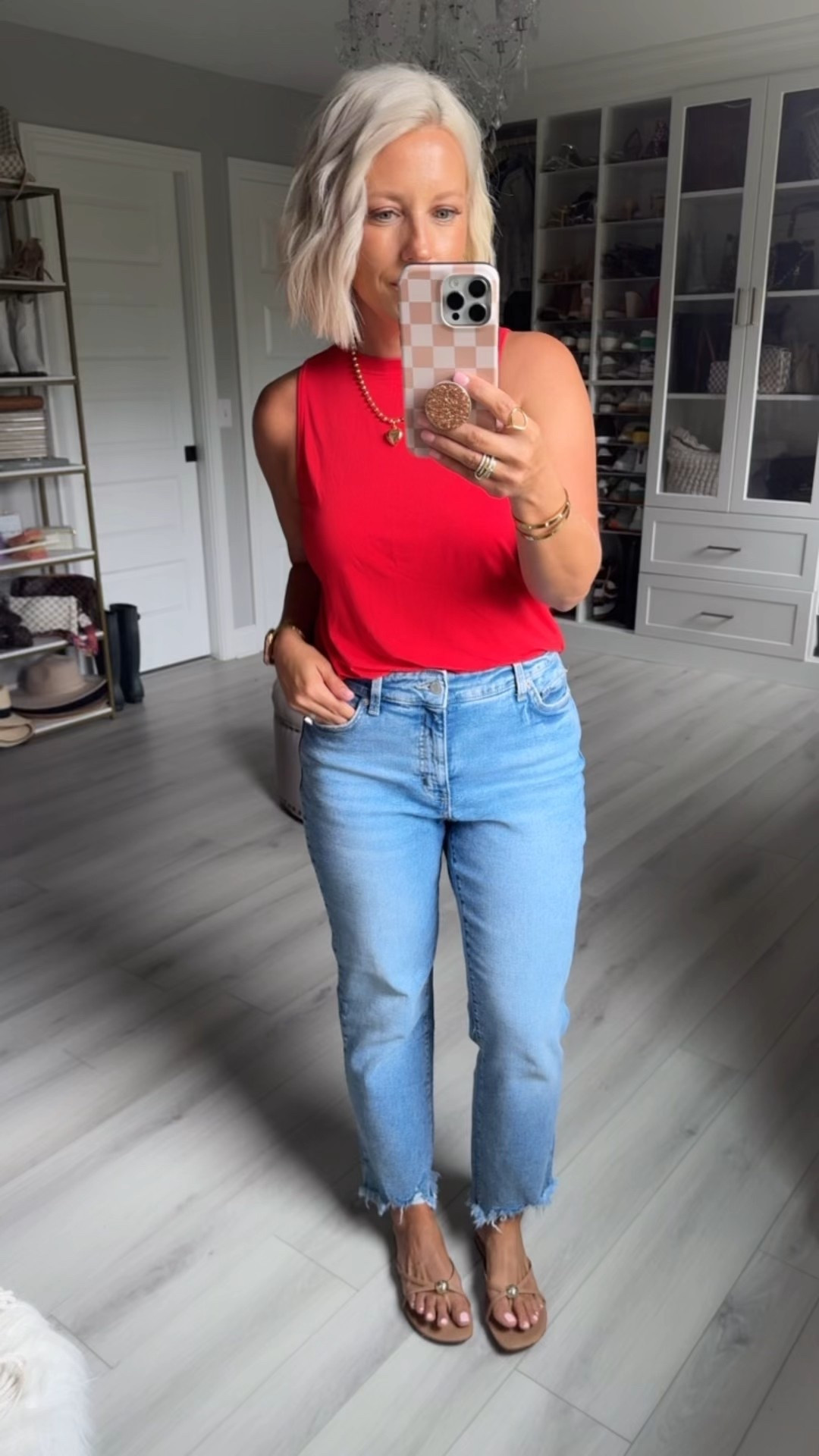 I got this tee to workout in (which I do) but it also looks cute with jeans!!!
⬇️⬇️⬇️
Tee medium 
Jeans small


#LTKOver40 #LTKActive #LTKSaleAlert