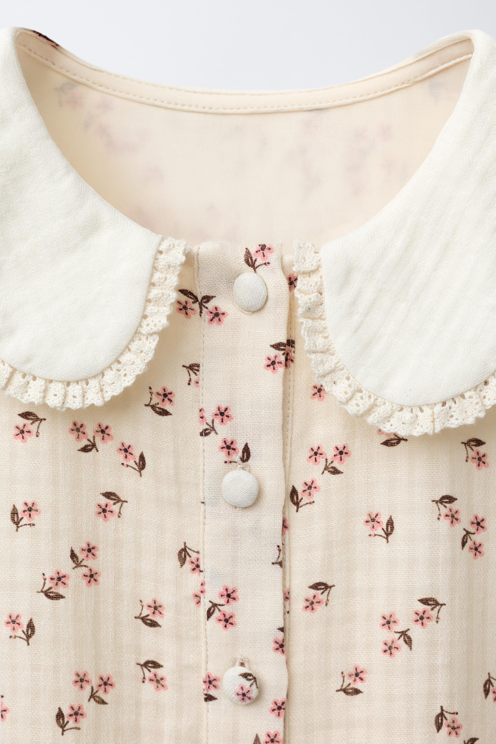 CONTRAST COLLAR FLORAL DRESS$ 45.90Ecru | 6420/479/712Add to cartAddDress with contrasting Peter ... | Zara US