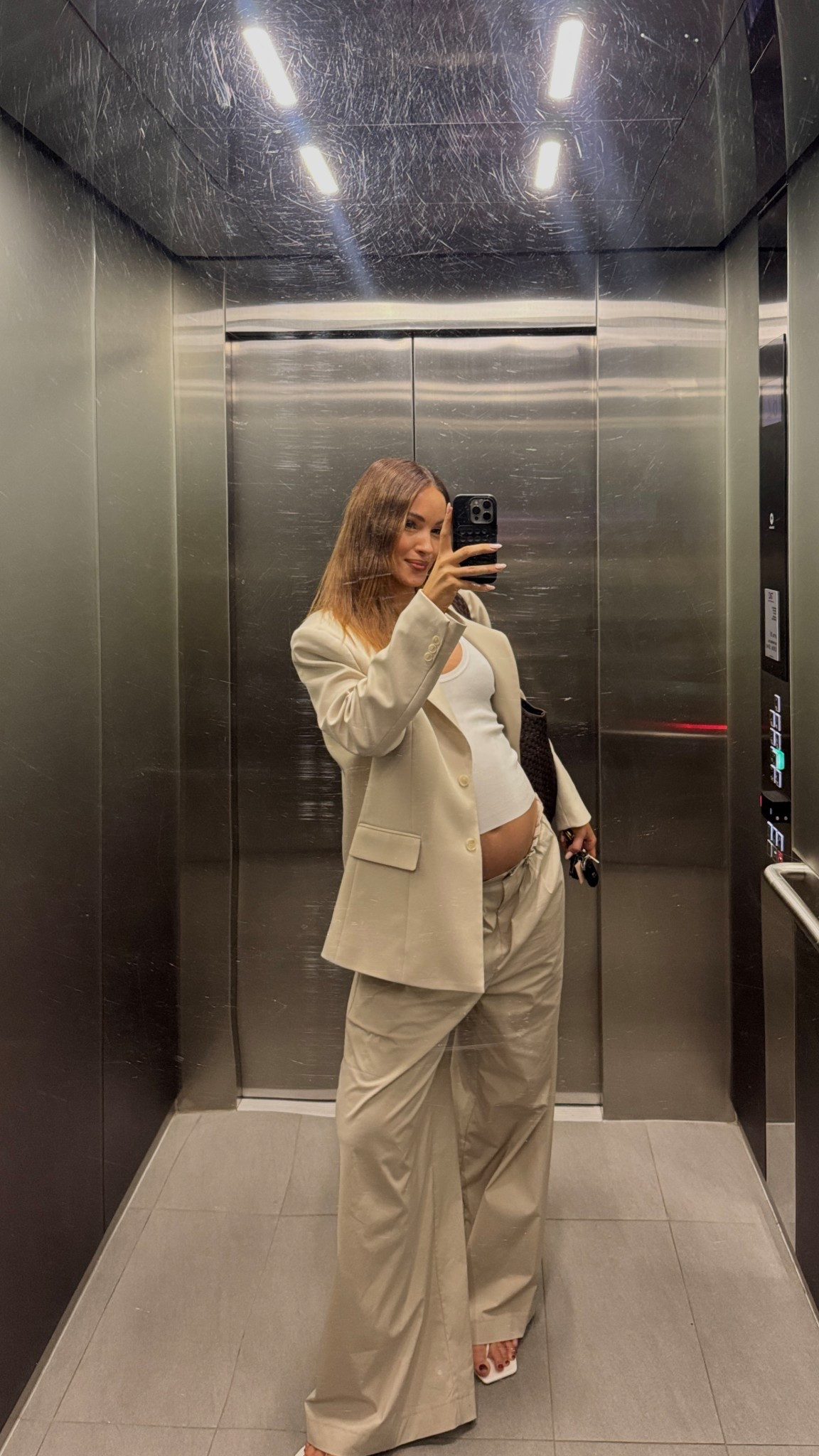 Bumping in beige 

#LTKsummer #LTKmaternity #LTKaustralia