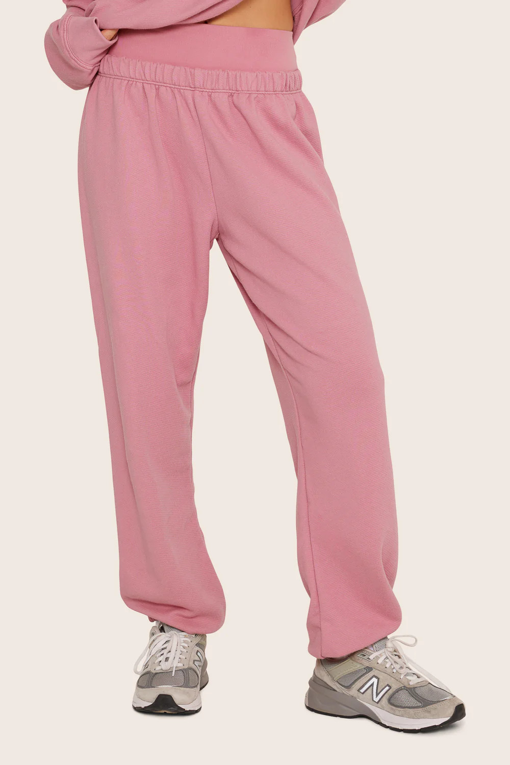 LIGHTWEIGHT SWEATS CLASSIC SWEATPANTS - GLOSS | SET Active