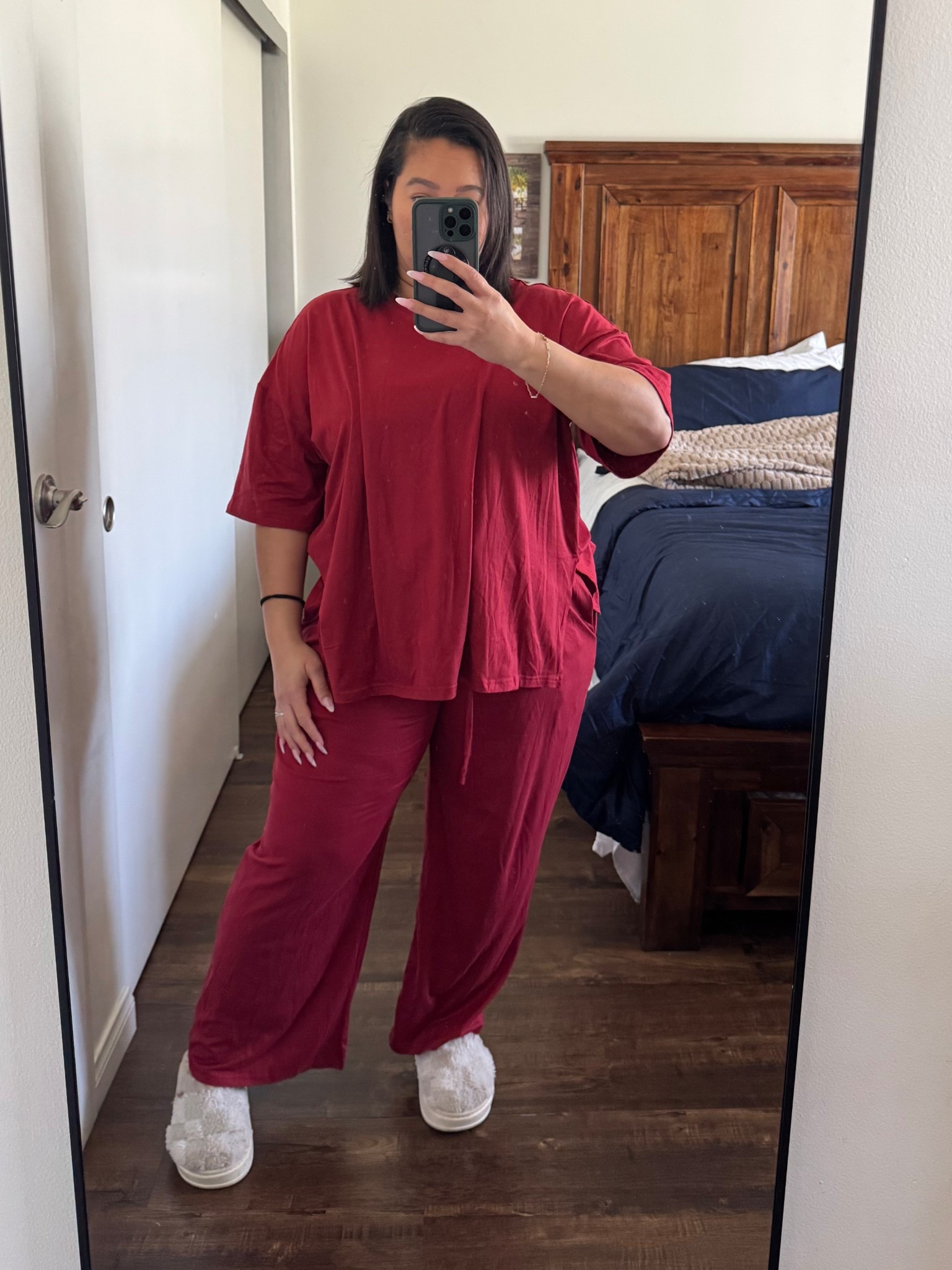 Easy lounge outfit I wore on Sunday. It’s super comfortable and perfect for lounging, errands, or a travel day. 

Matching set/ large/ runs big / elastic waistband/ has pockets 

Casual outfit 
Easy outfit 
Midsize outfit 
Midsize fashion 
Comfy outfit 
Mom outfit 
Errands outfit 
Travel outfit 

@amazonfindsandfashion 

#LTKMidsize #LTKmomlife #LTKootd

#LTKMidsize #LTKootd #LTKmomlife