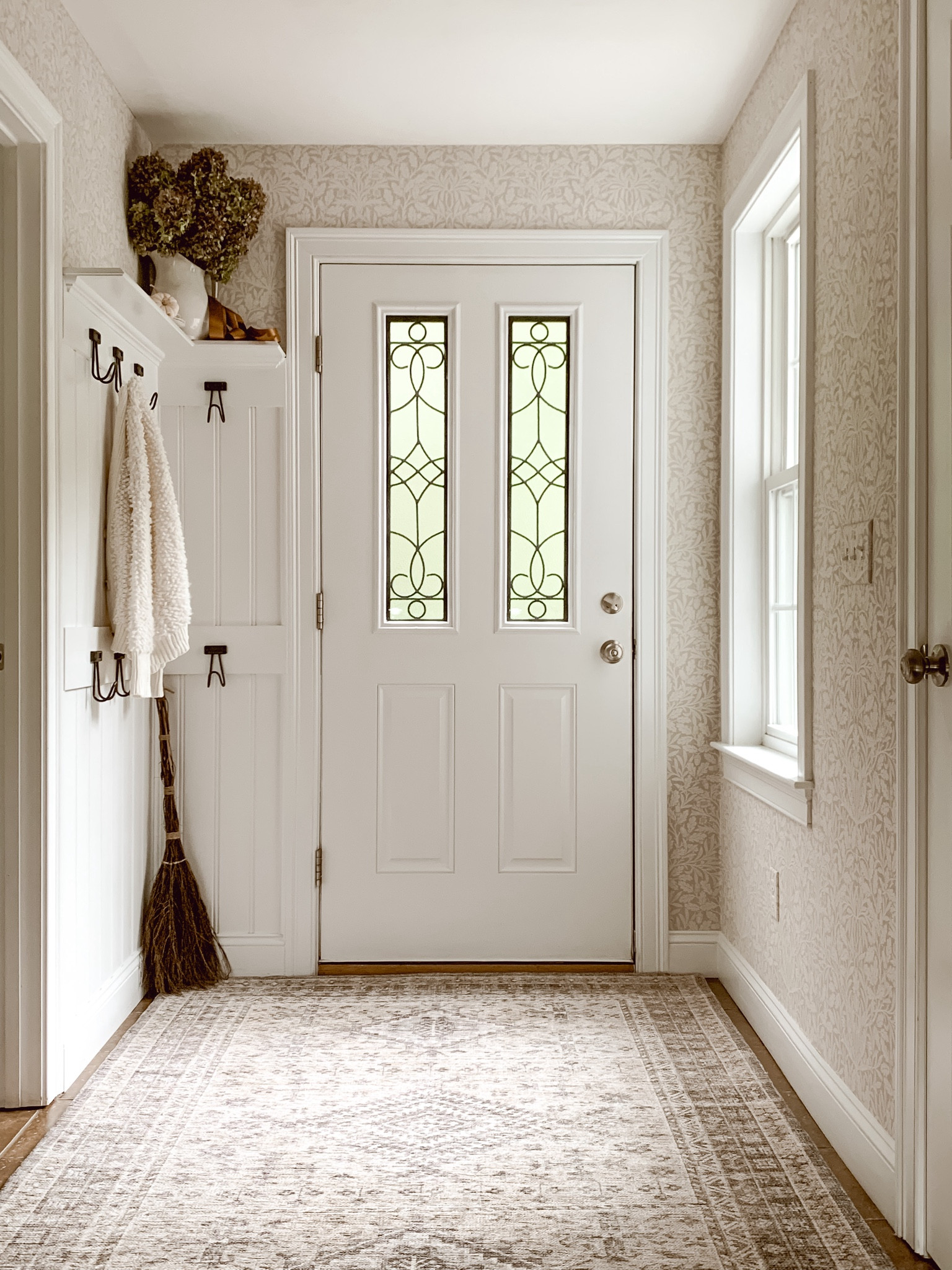 Our entryway rug is 30% off! 

#LTKfindsunder100 #LTKCyberWeek #LTKsalealert