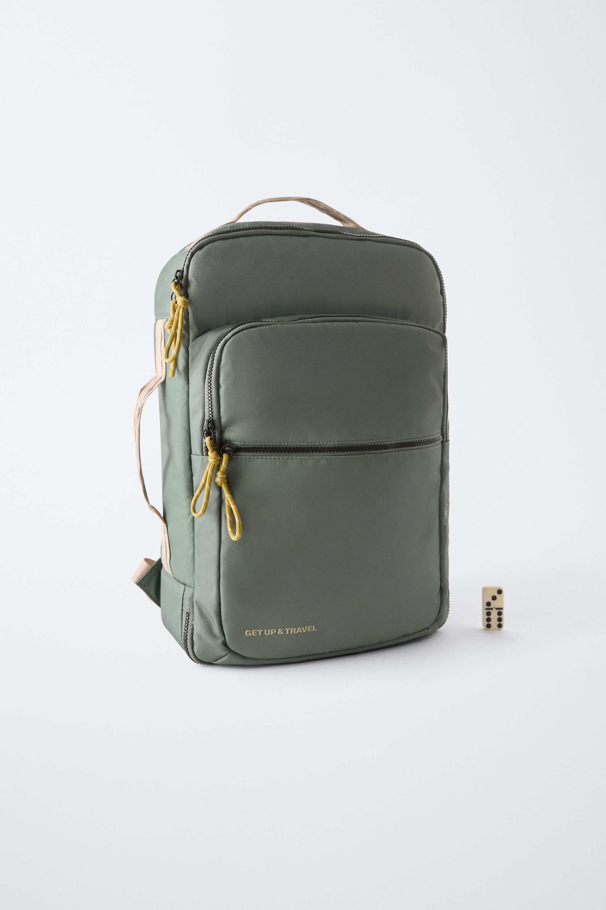 Travel backpack. Main compartment with zip closure. The inside features two mesh compartments wit... | Zara UK