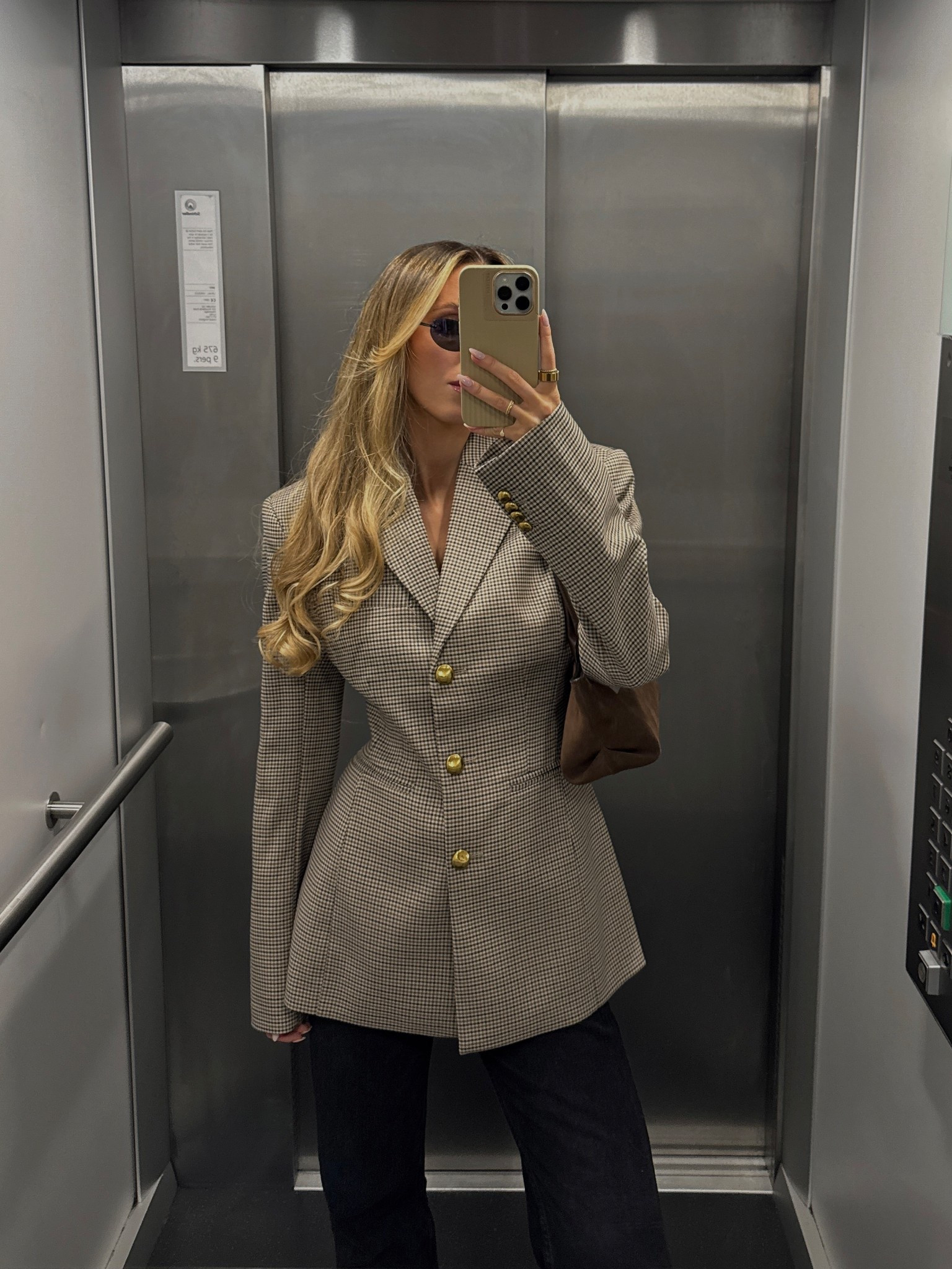 The perfect cinched waist blazer for spring 

#LTKspringtrends #LTKspring #LTKSpringSale