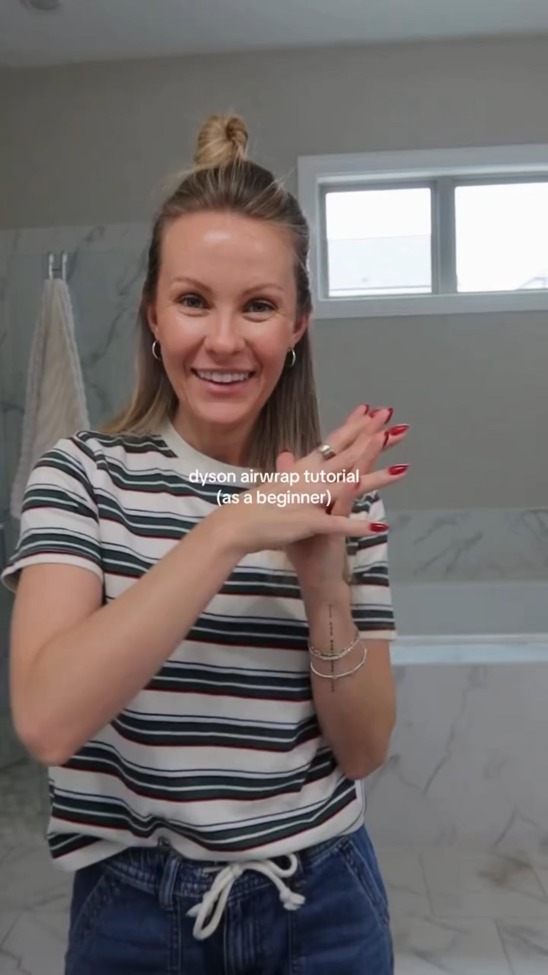 i’ve gotten so many messages about my hair lately so figured I’d do a tutorial for everyone 🤩 let me know if you want to see more videos like this! 






hair tutorial, Dyson airwrap, Dyson hair, blow out tutorial, Kevin Murphy hair products, not your mothers, hairspray, ouai shampoo, Lanza conditioner, bouncy curls, hair reel, how to reel, thick hair

#LTKmorningroutine #LTKBeauty #LTKselfcare