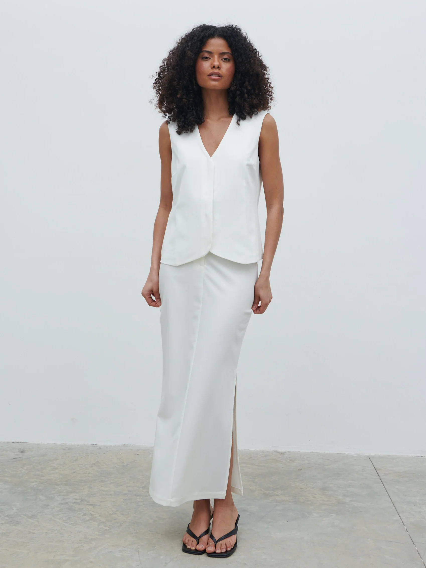 Harlee Tailored Midaxi Skirt | Pretty Lavish (UK)