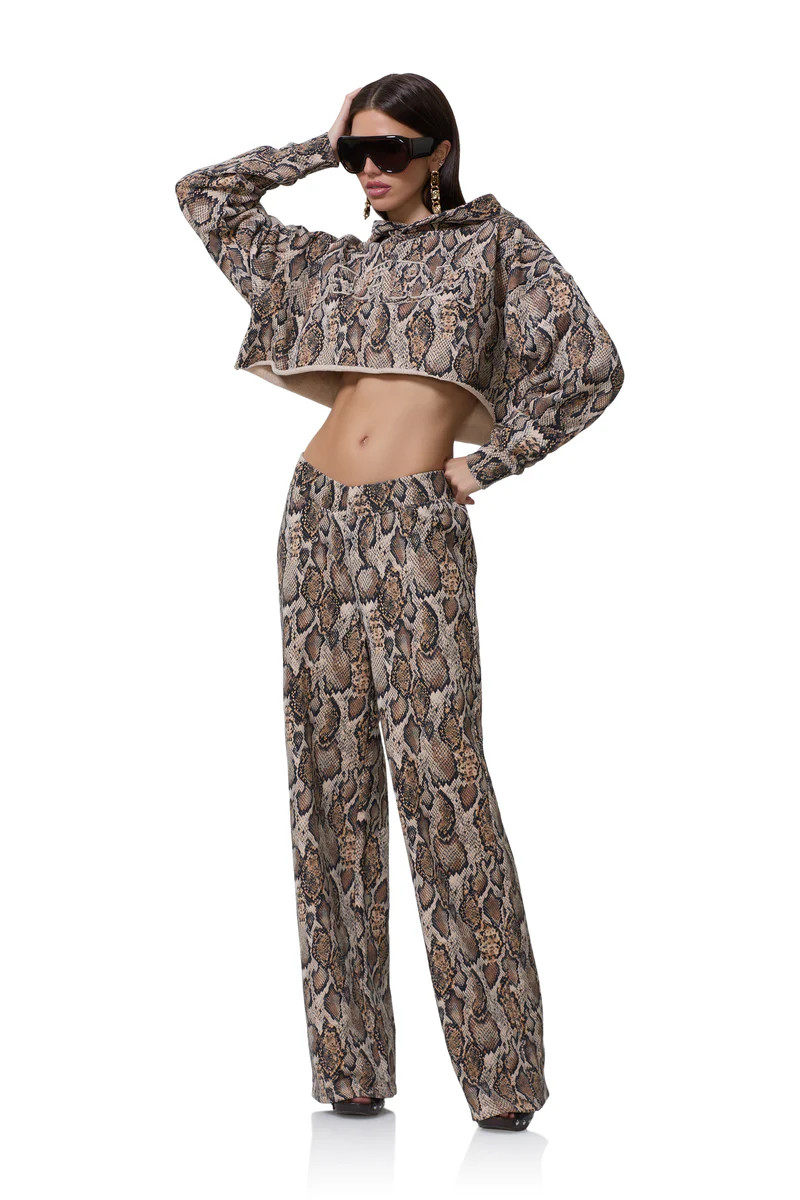 Dustin V Waist Sweatpant - Sand Serpent | ShopAFRM