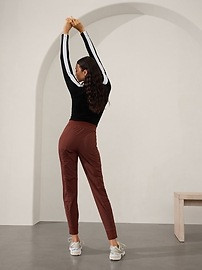 Attitude Mid Rise Jogger | Athleta