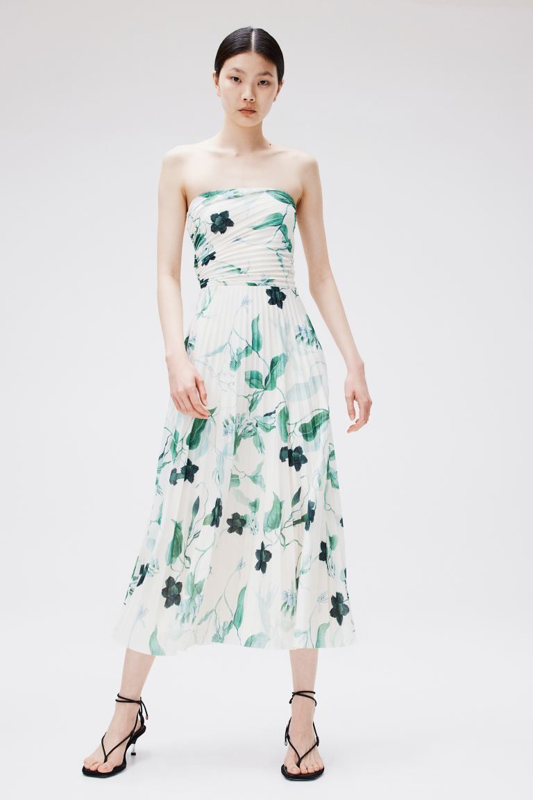 Pleated bandeau dress - Sleeveless - Midi - Cream/Floral - Ladies | H&M GB | H&M (UK, MY, IN, SG, PH, TW, HK)