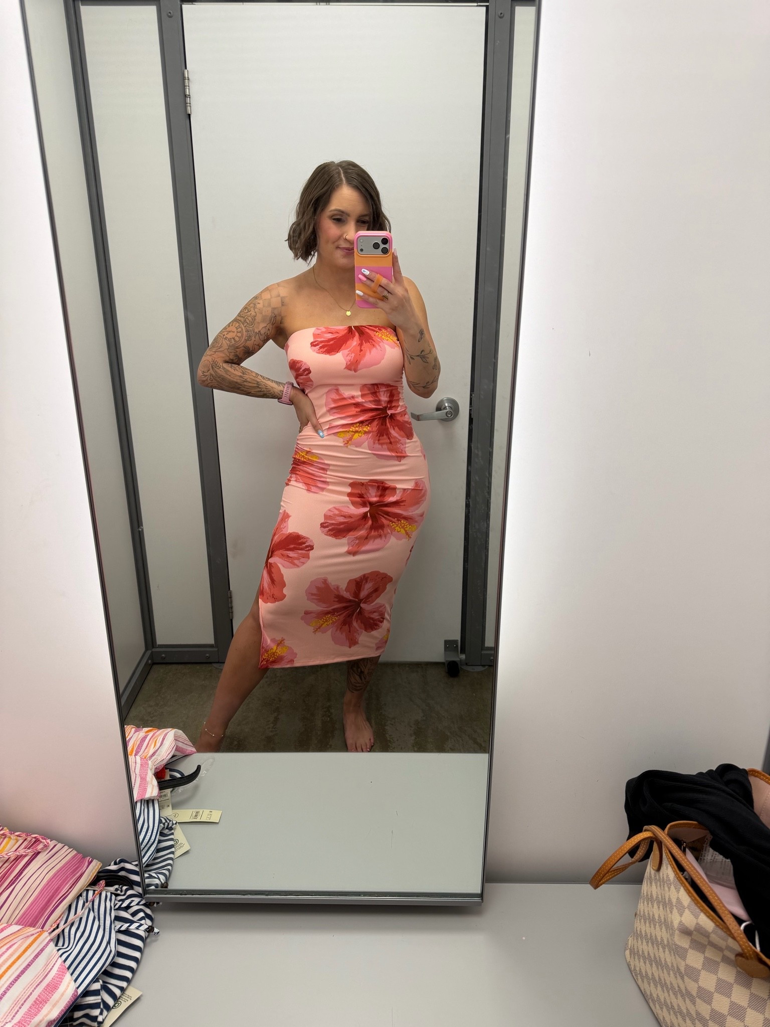 Perfect vacation/cruise dress! So stretchy and the ruching is so flattering! I’m wearing a small. Comes in more colors.

#LTKTravel #LTKSeasonal #LTKootd
