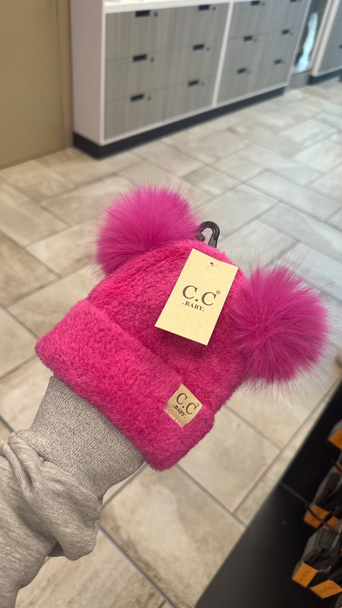 THE CUTEST HAT OMG 
😳 


#LTKBaby