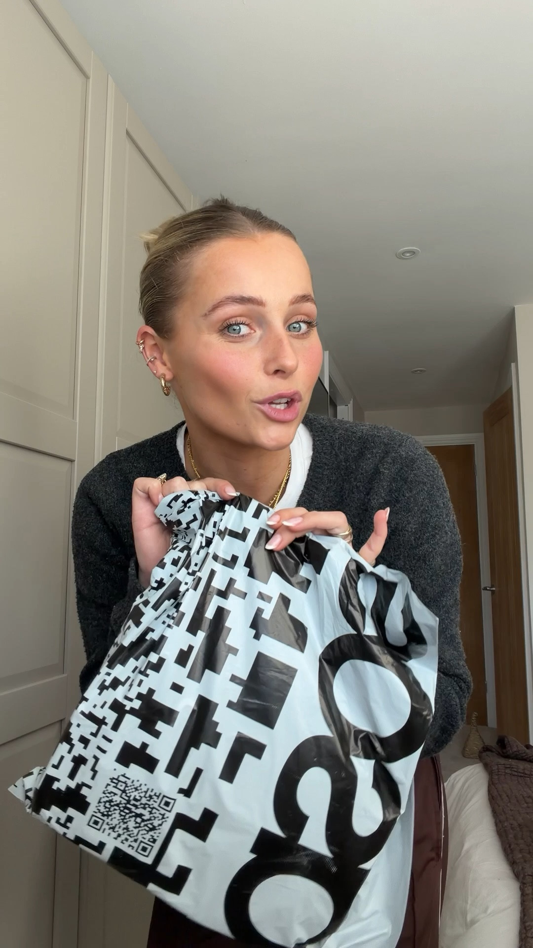 I think they’re a vibe, what do you guys think?? 

#LTKstyletip #LTKshoes #LTKspring