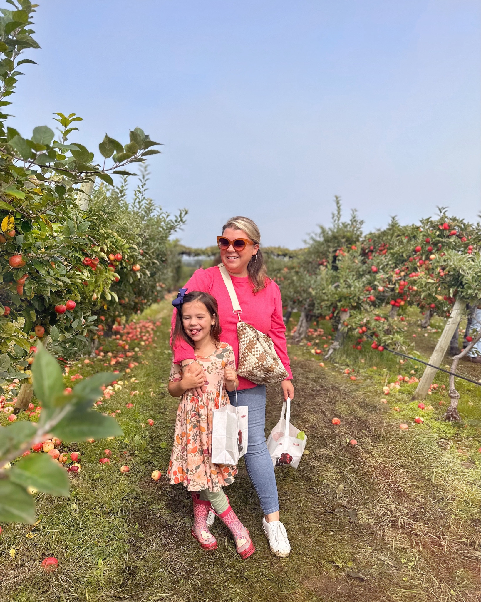 Shout out to all the parents who survived apple picking this weekend ✌🏻🍎

Outfit details linked! 

#LTKfamily #LTKSeasonal