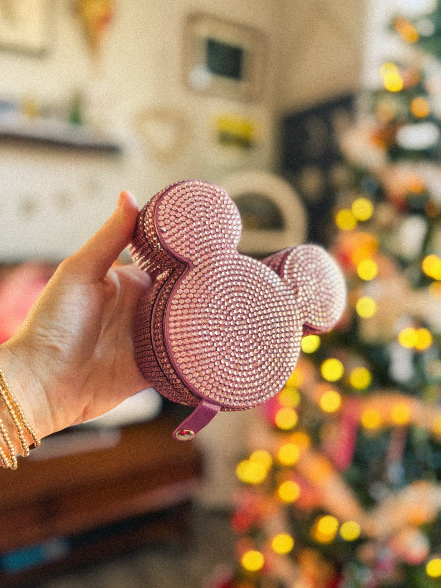 Blingy Disney travel jewelry case from Baublebar! 

#LTKGiftGuide #LTKHoliday #LTKCyberWeek