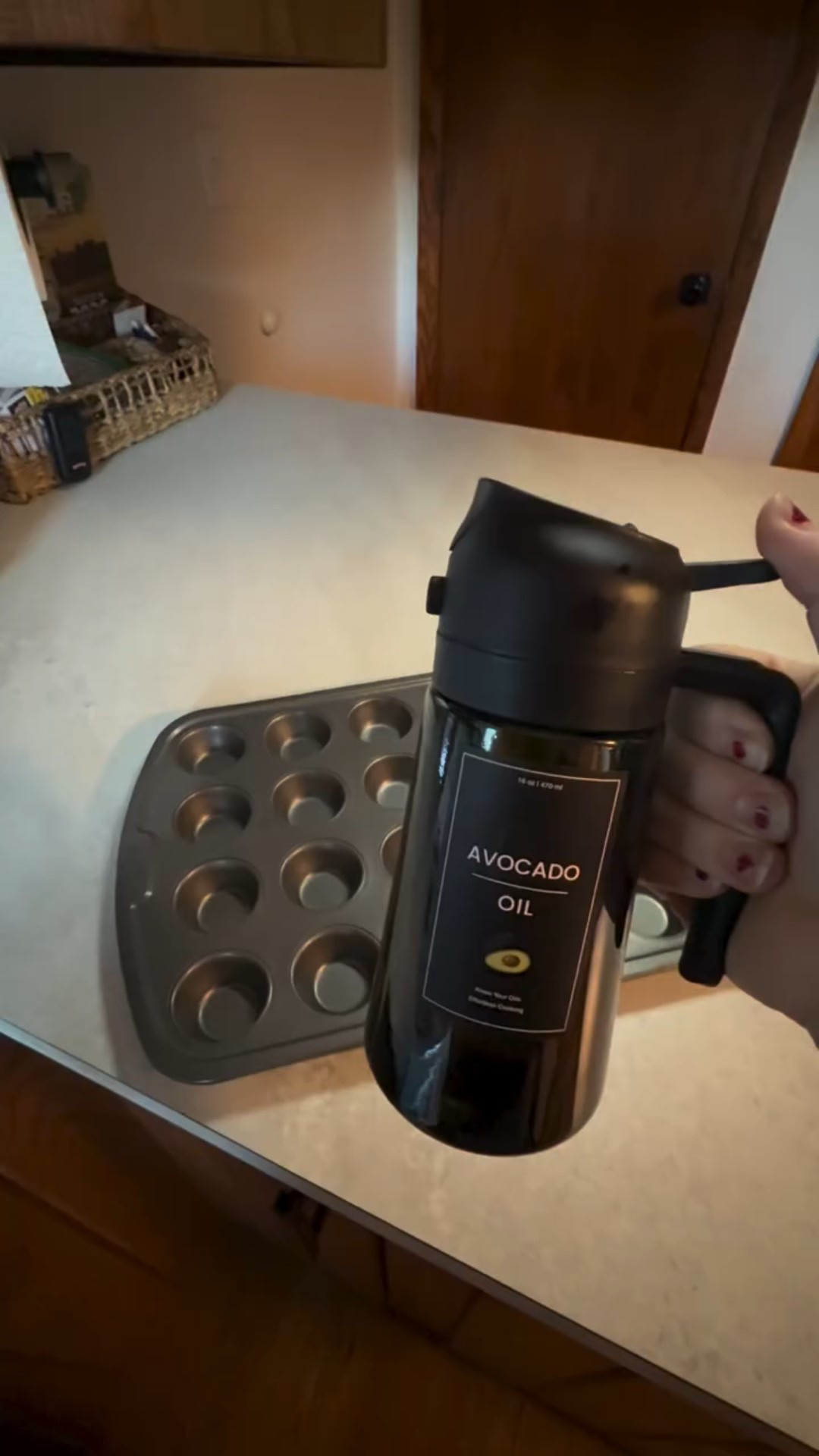 2026 the year of healthier swaps! 

Kicking our spray cans of oils for baking and cooking for this spray bottle! It comes with several sticker options for what you choose to put in it! 

You can spray or pour!