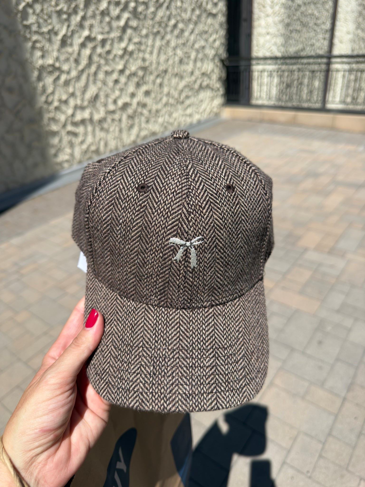 Cutest tweed fall hat on sale for $13

#LTKSaleAlert #LTKFindsUnder50 #LTKSeasonal