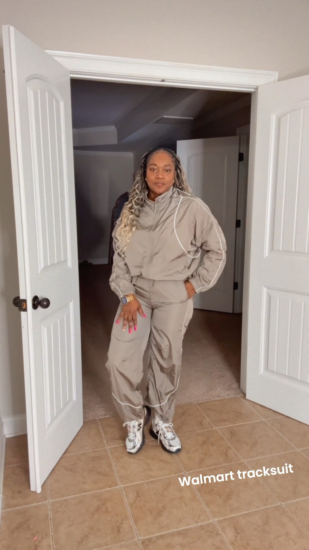 ✨ OOTD: Sporty Luxe Walmart Edition

Wearing my Avia tracksuit from Walmart — comfy but make it polished.
Paired it with my gold, black, and silver New Balance to give it that elevated sporty vibe.

The metallic in the sneakers pulls everything together and makes this more than just a “running errands” fit. This is:
✔️ Coffee run
✔️ Quick Target stop
✔️ Casual lunch
✔️ Airport-ready energy

Style tip:
• Zip the jacket halfway and pop the collar slightly
• Add small gold hoops to tie into the gold in the sneakers
• Crossbody bag in black or metallic to finish the look @walmartfinds 

#LTKOver40 #LTKvlog #LTKootd