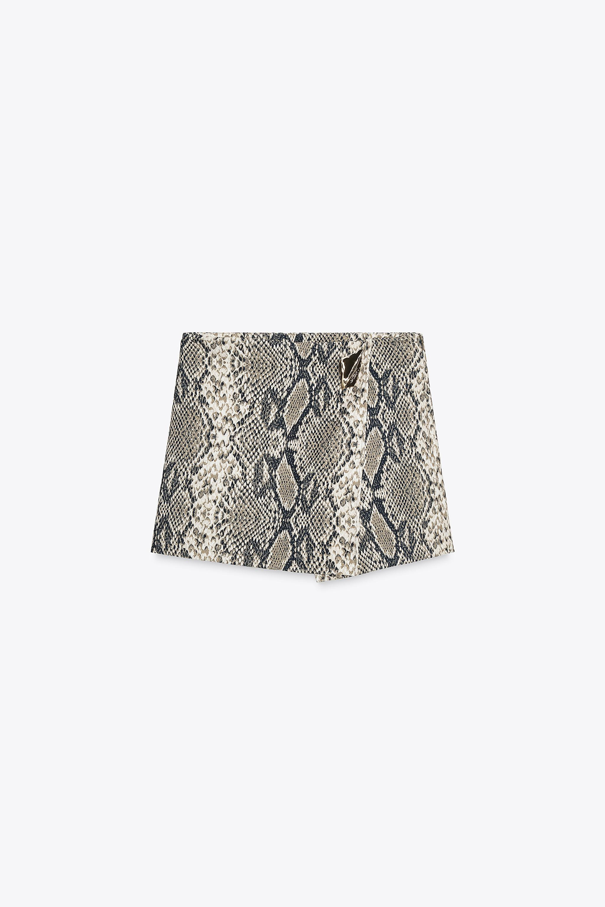 ASYMMETRICAL CULOTTE SKIRT WITH APPLIQUE | Zara US