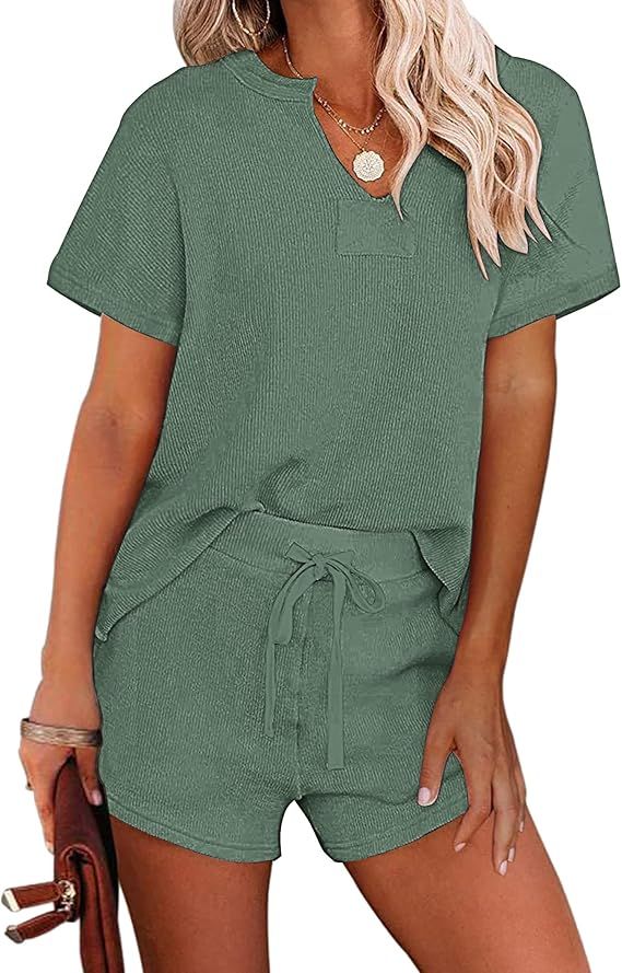 Ekouaer Pajamas Shorts Set Women 2 Piece Sleepwear V Neck Short Sleeve Nightwear Loose Loungewear... | Amazon (US)