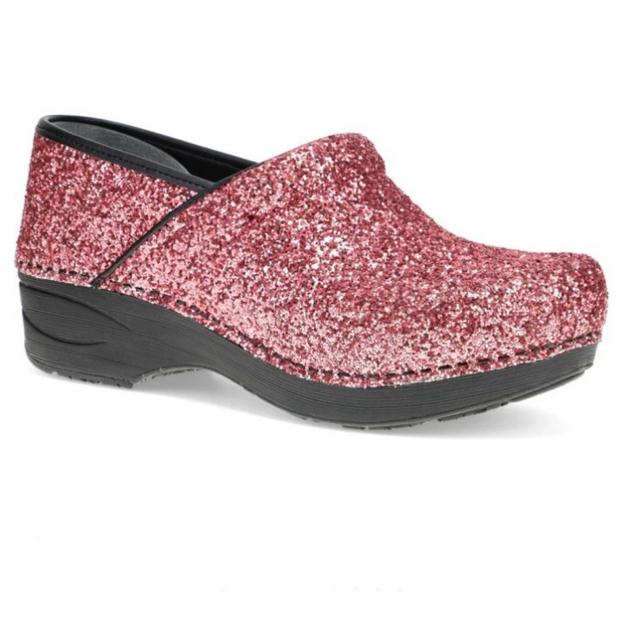 ✨ glitter, but make it pink 💖

#LTKShoeCrush #LTKSeasonal