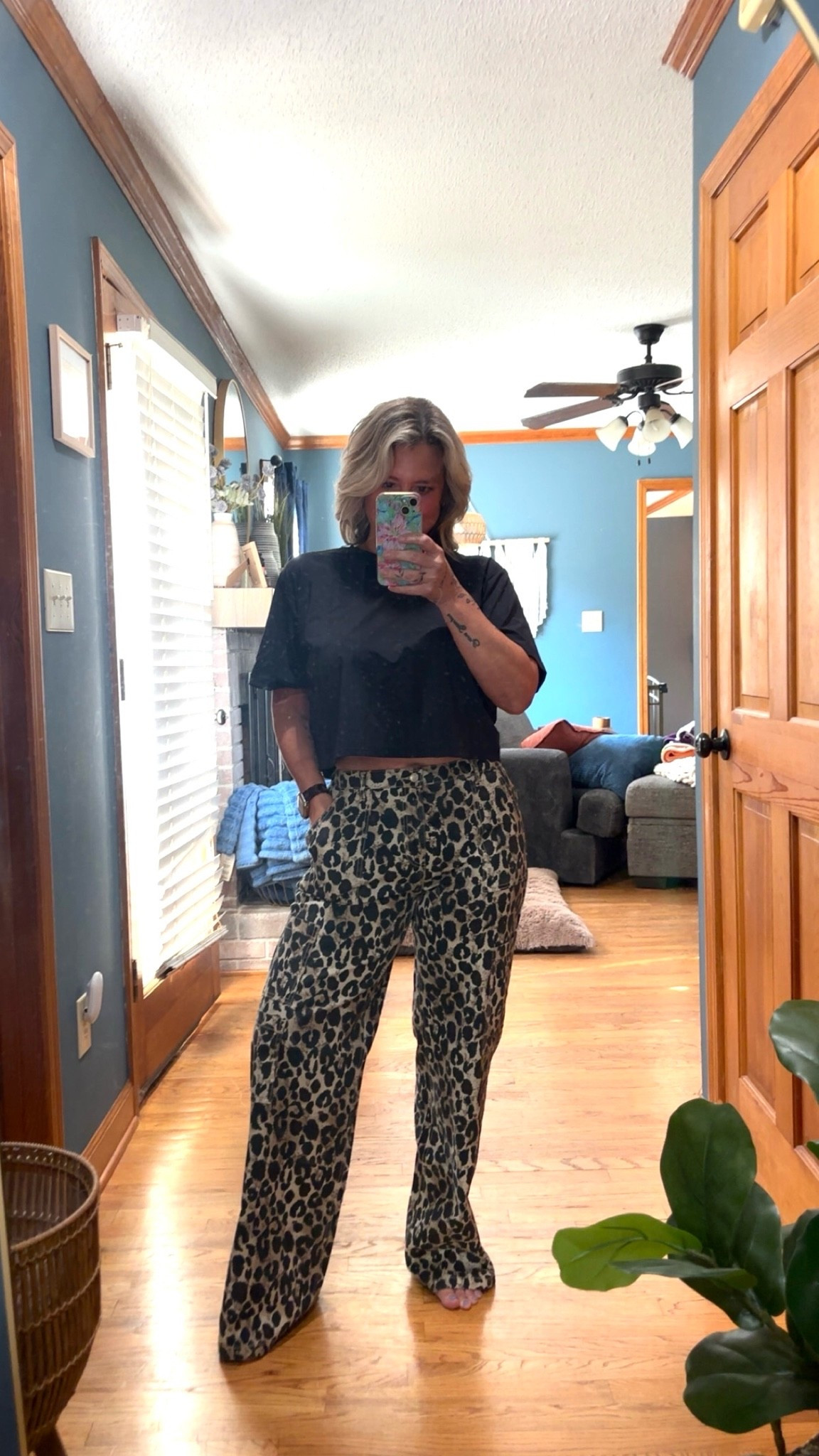 If it’s animal print…I’m getting it! Pants are stretchy, affordable and comfortable!
Shirt: Medium 
Pants: Medium

#LTKootd #LTKMidsize #LTKSaleAlert