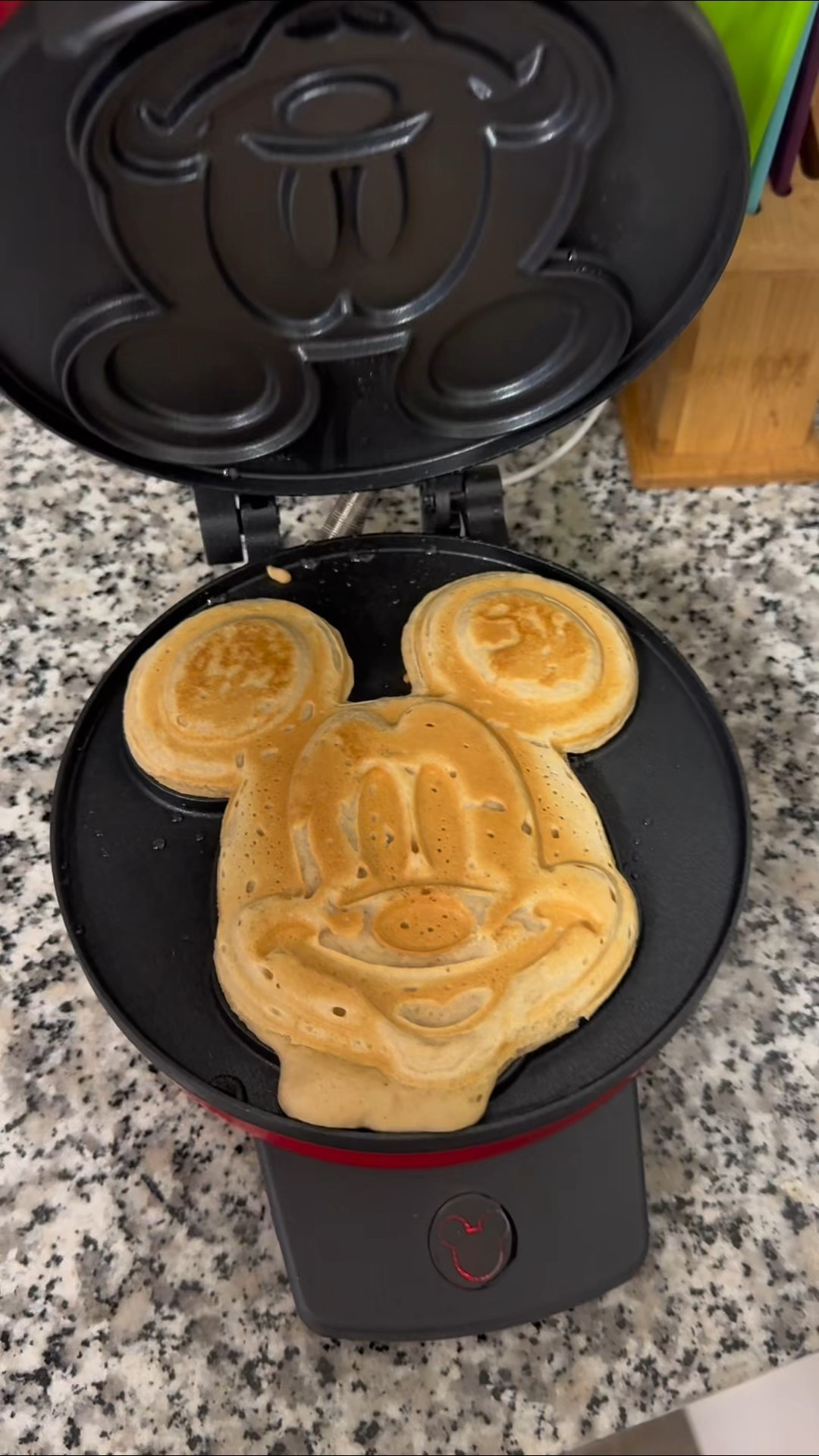 🧇 Disney magic meets protein-packed breakfast!
We kicked off the first day of summer with Mickey waffles using Kodiak Cakes mix, Chosen Foods avocado oil spray, and the cutest waffle maker ever 😍
Kid-approved, mom-approved, and SO easy to recreate!

✨ Tap to shop all 3 must-haves!

#LTKHome #LTKKitchen #LTKFinds #LTKBreakfast #MickeyWaffleMaker #KodiakCakes #ChosenFoods #WaffleBar #FamilyBreakfast #DisneyAtHome #SummerMorning #CoffeeWithCrystal #TheBreadwinnerSeries