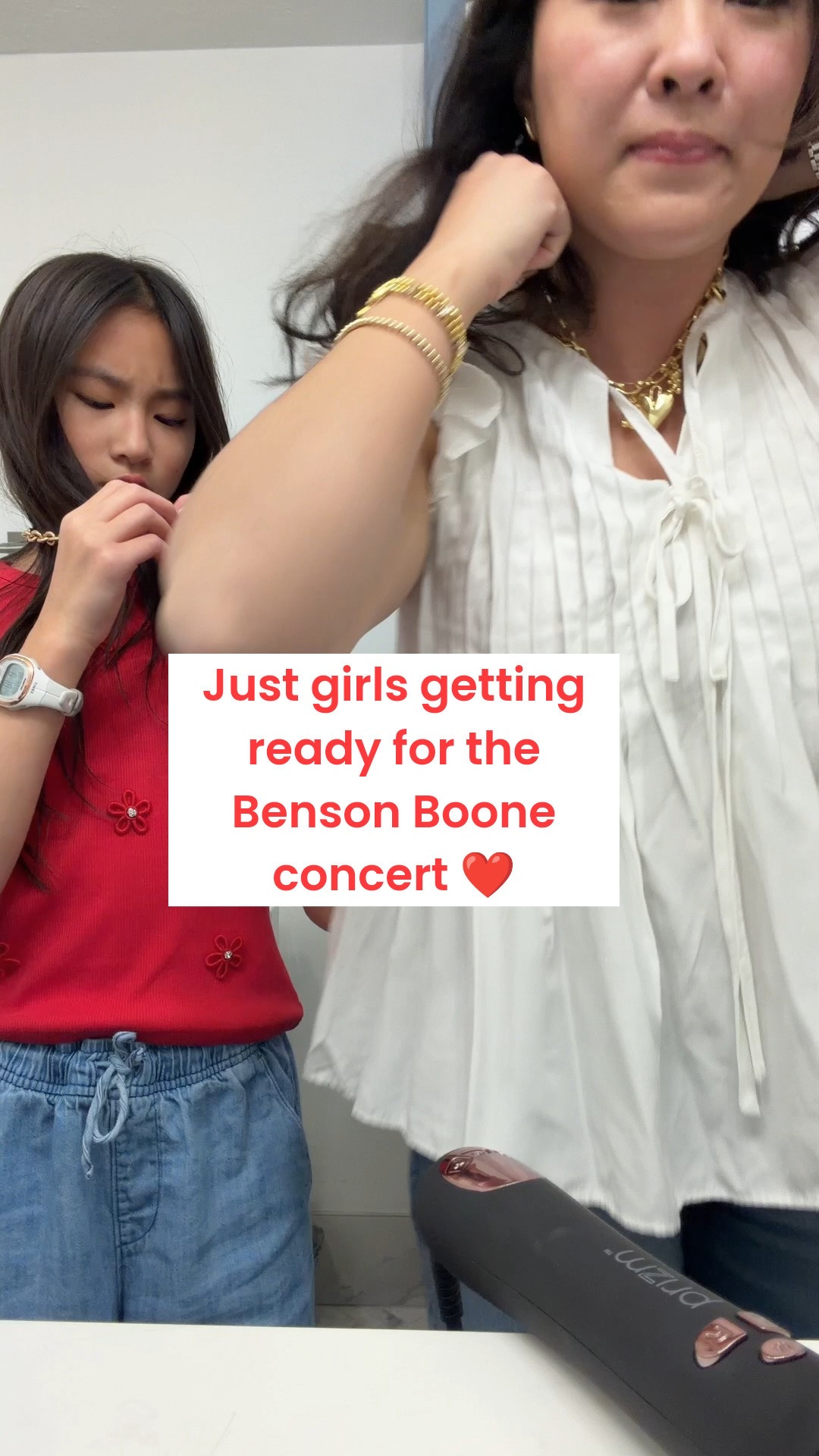 Mom and daughter getting ready for the Benson Boone concert! 