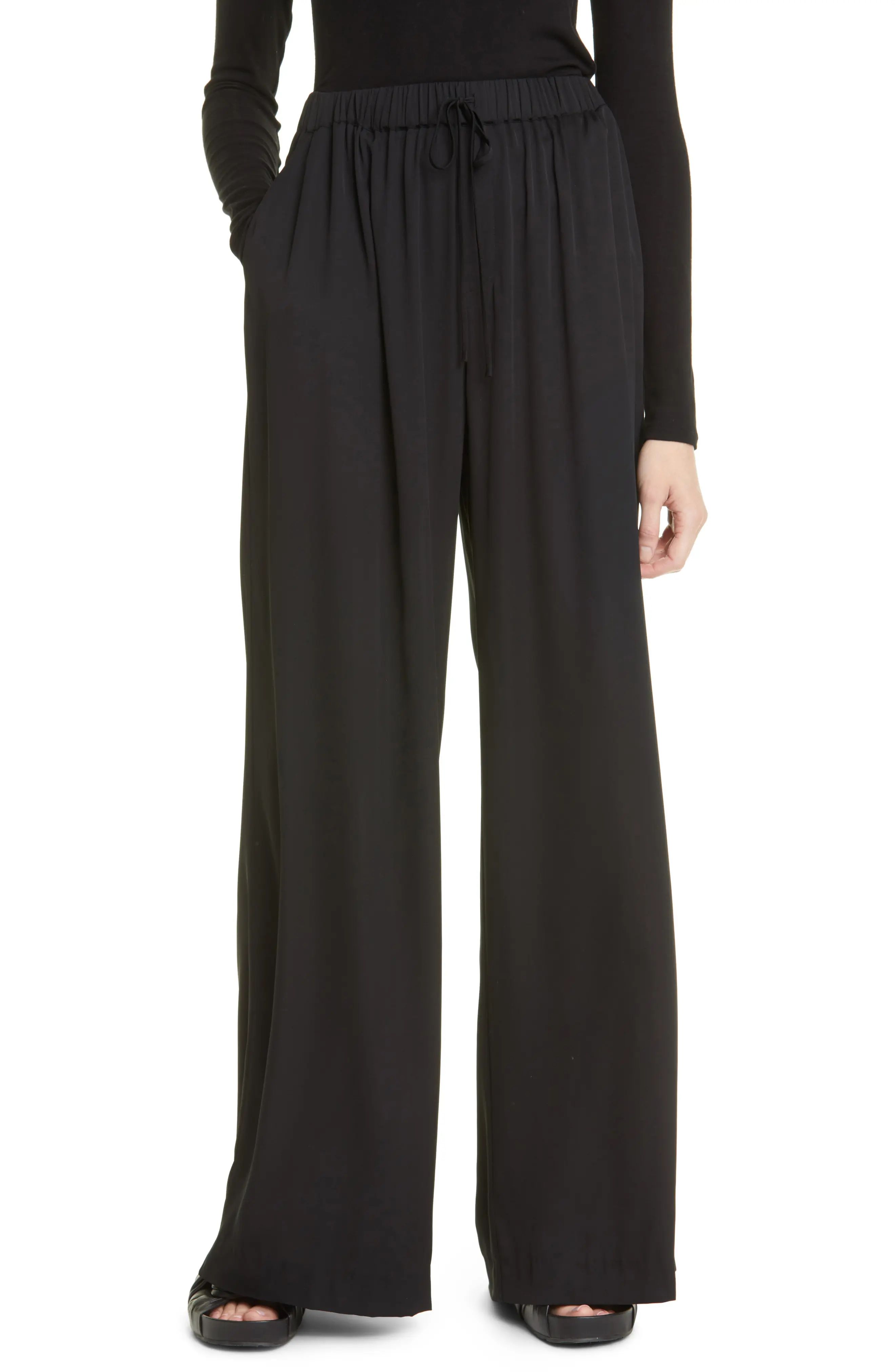 Women's Nordstrom Signature Wide Leg Stretch Silk Pants, Size 14 - Black | Nordstrom