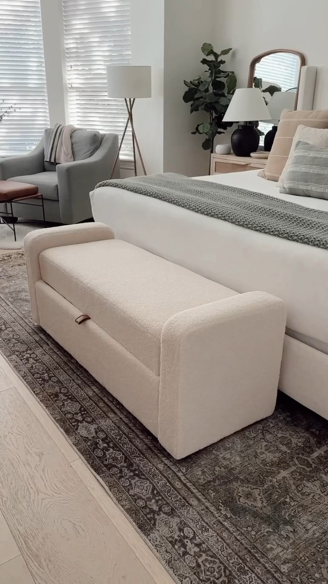 Viral Boucle Storage/Accent Bench from WALMART! So so so in love! ☁️🤍

@walmart #walmartpartner 

#LTKFamily #LTKHome #LTKStyleTip