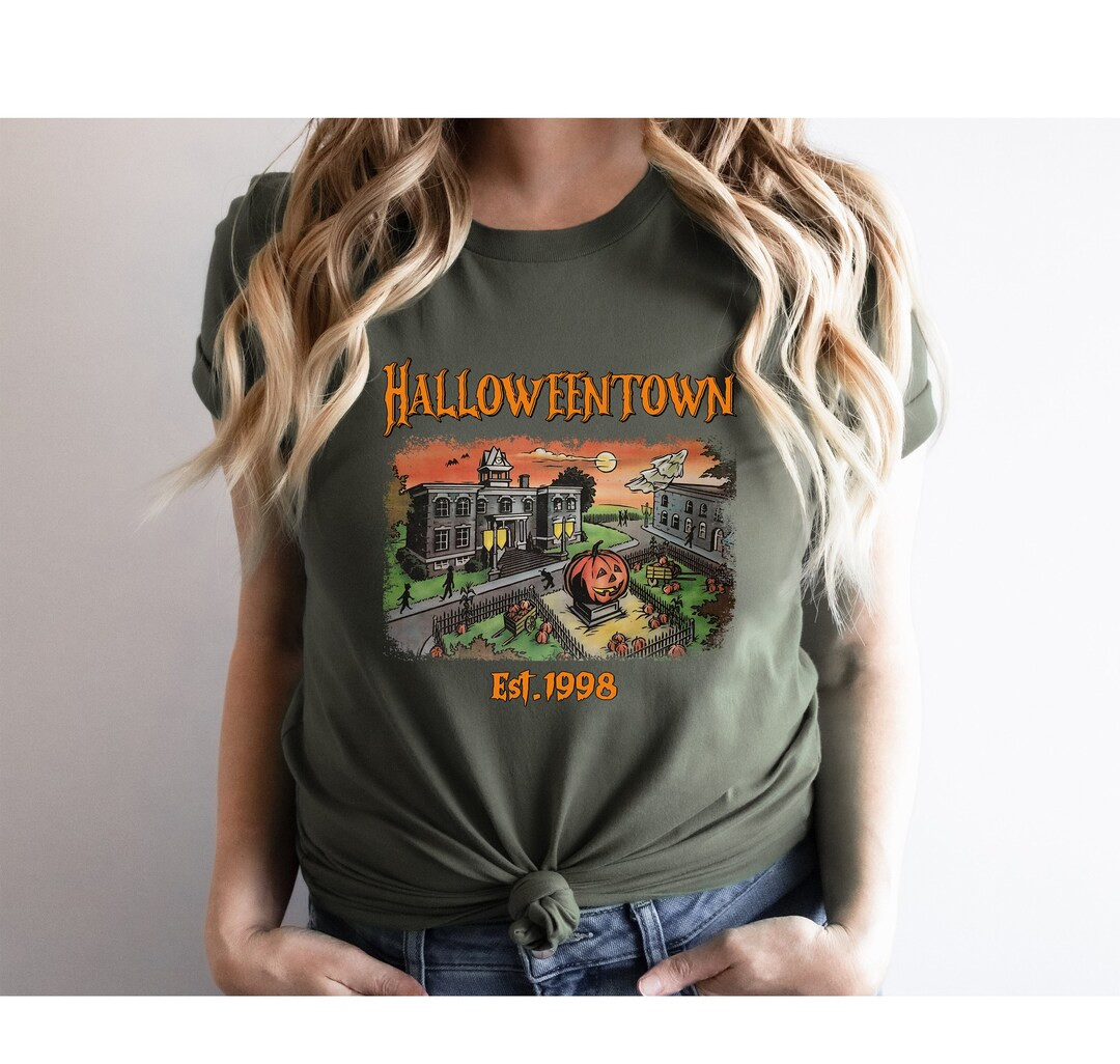 Retro Halloweentown Est 1998 T-shirt - Etsy | Etsy (US)
