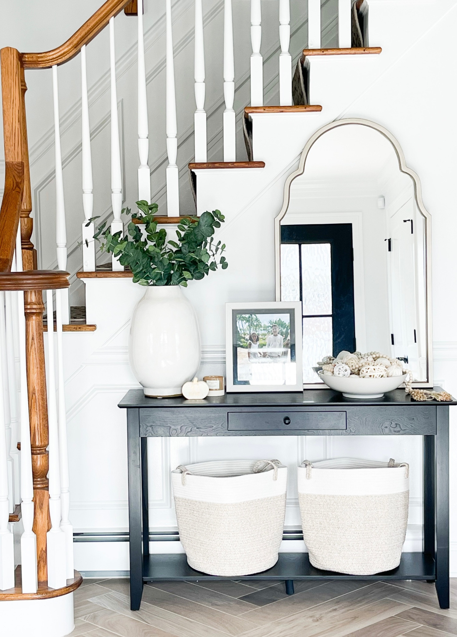 🖤 This entire home was gorgeous when we started but we couldn’t be happier with the way this foyer refresh came out! 


#LTKstyletip #LTKhome #LTKfamily