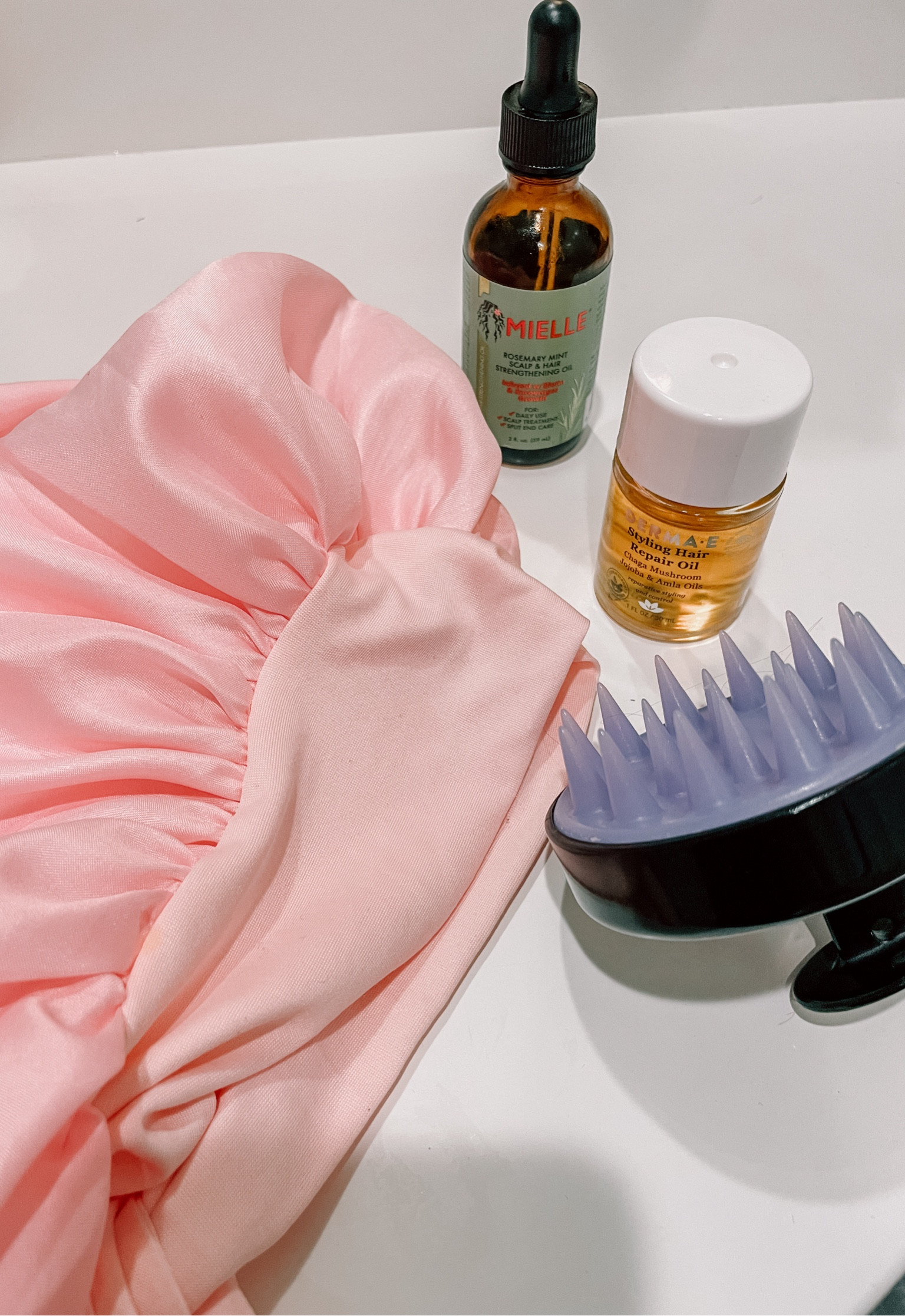 tonight’s hair oiling line up - I have been doing this at least once a week for a about a month now and I already notice a difference!! I wake up, double shampoo & then condition & my hair feels SO nice 🎀💆🏼‍♀️💜

#LTKbeauty