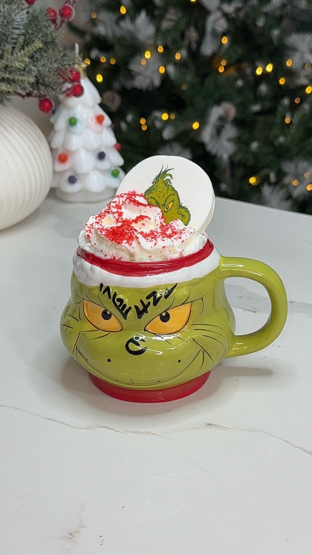 The Grinch Hot Chocolate 


#LTKfoodie #LTKHome #LTKHoliday
