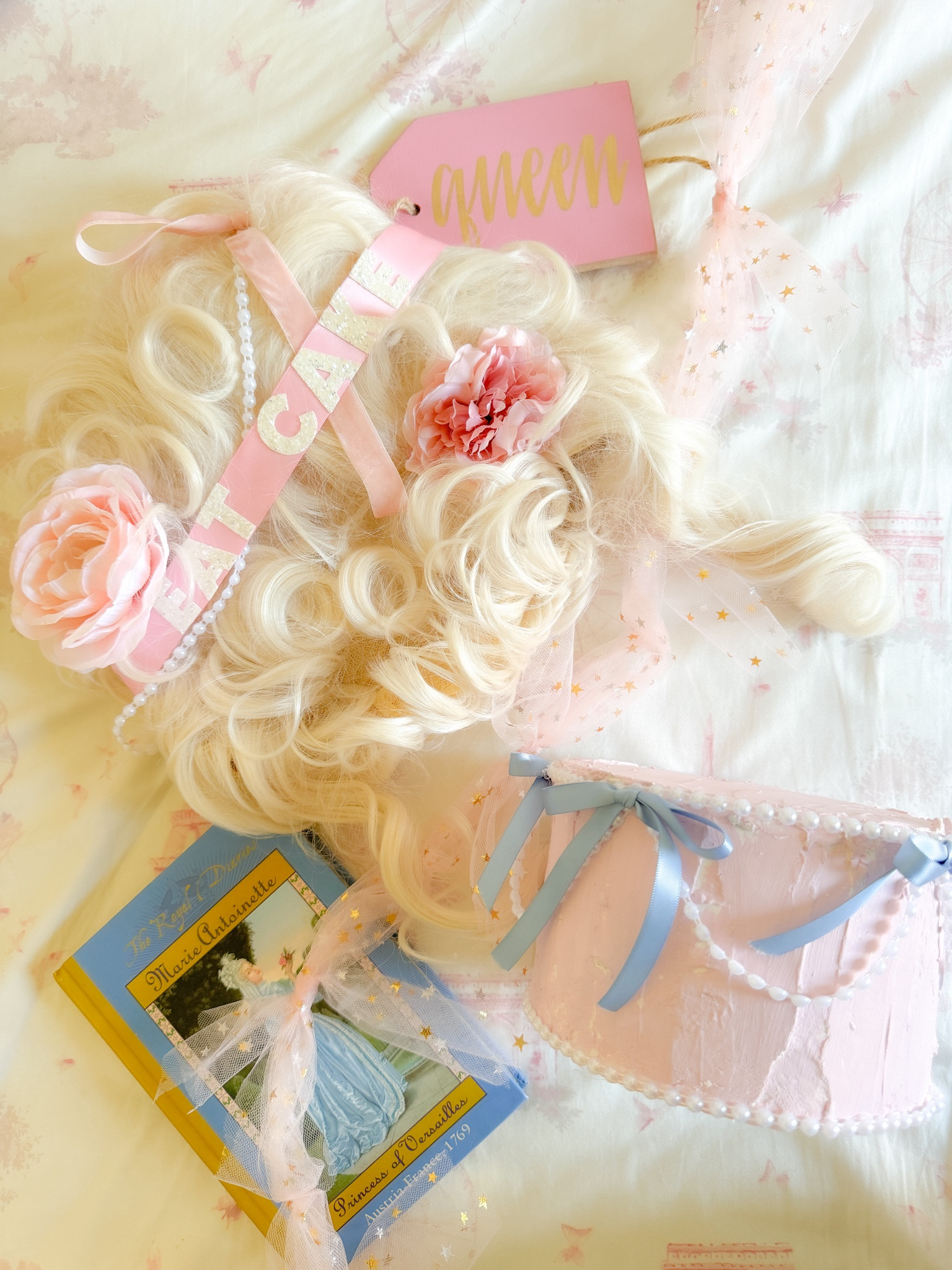 Last minute costume idea, Marie Antoinette costume, diy costume, diy Halloween

#LTKHoliday #LTKHalloween #LTKFamily