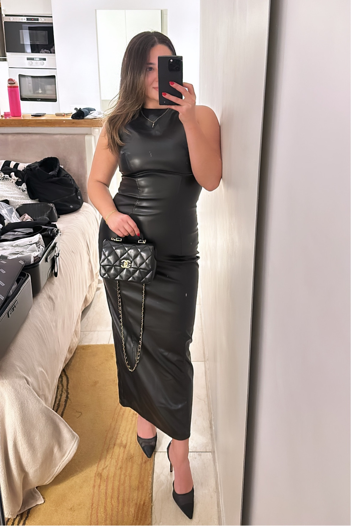 Wedding Guest / Party Dress
This gorgeous leather dress is perfect for a formal occasion like a wedding or party. It’s so flattering and hugs the body in all the right spots. Very much recommend. You don’t always need to spend a ton to look expensive! 

#weddingguest #party #leatherdress #fauxleather #amazon #amazonfashion #winteroutfit #winterdress

#LTKshoecrush #LTKstyletip #LTKparties
