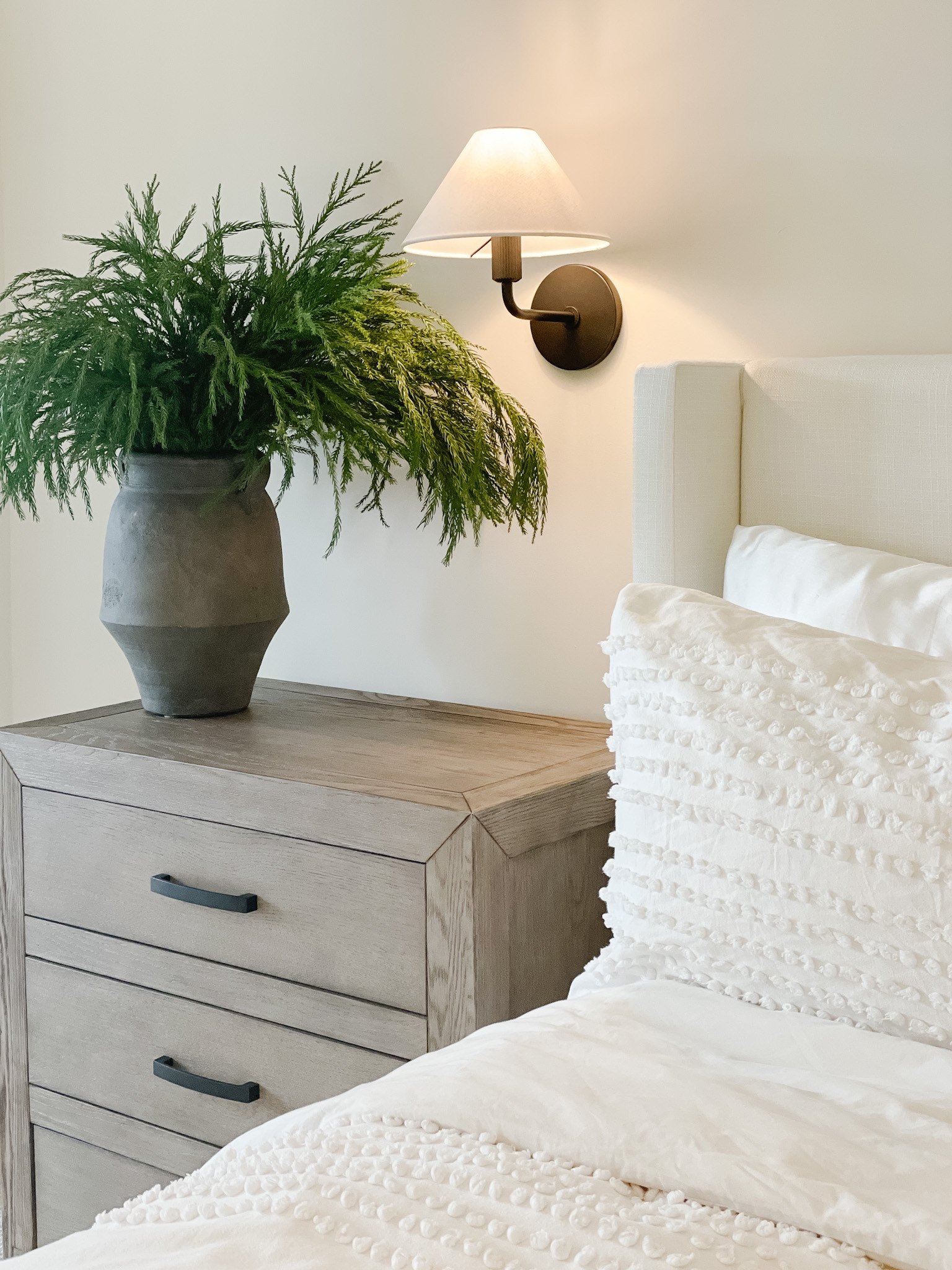 #masterbedroom #bedding #nightstand #bedroomdecor #bed #sconces #vase 

#LTKfamily #LTKhome